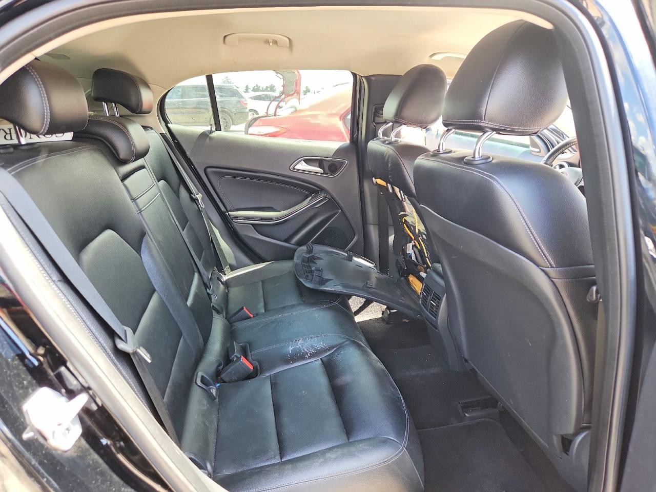 2015 Mercedes-benz Gla 250 4matic Черный vin: WDCTG4GB2FJ116028