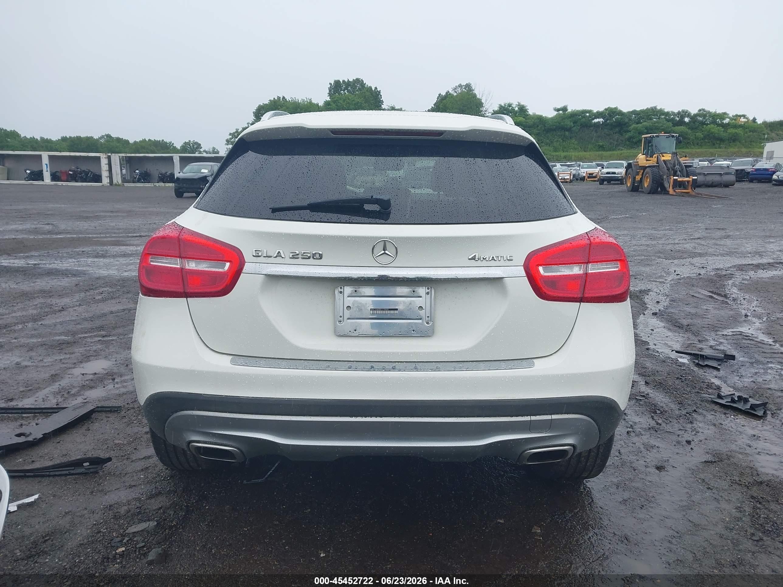 2015 Mercedes-benz Gla 250 4matic White vin: WDCTG4GB2FJ118605