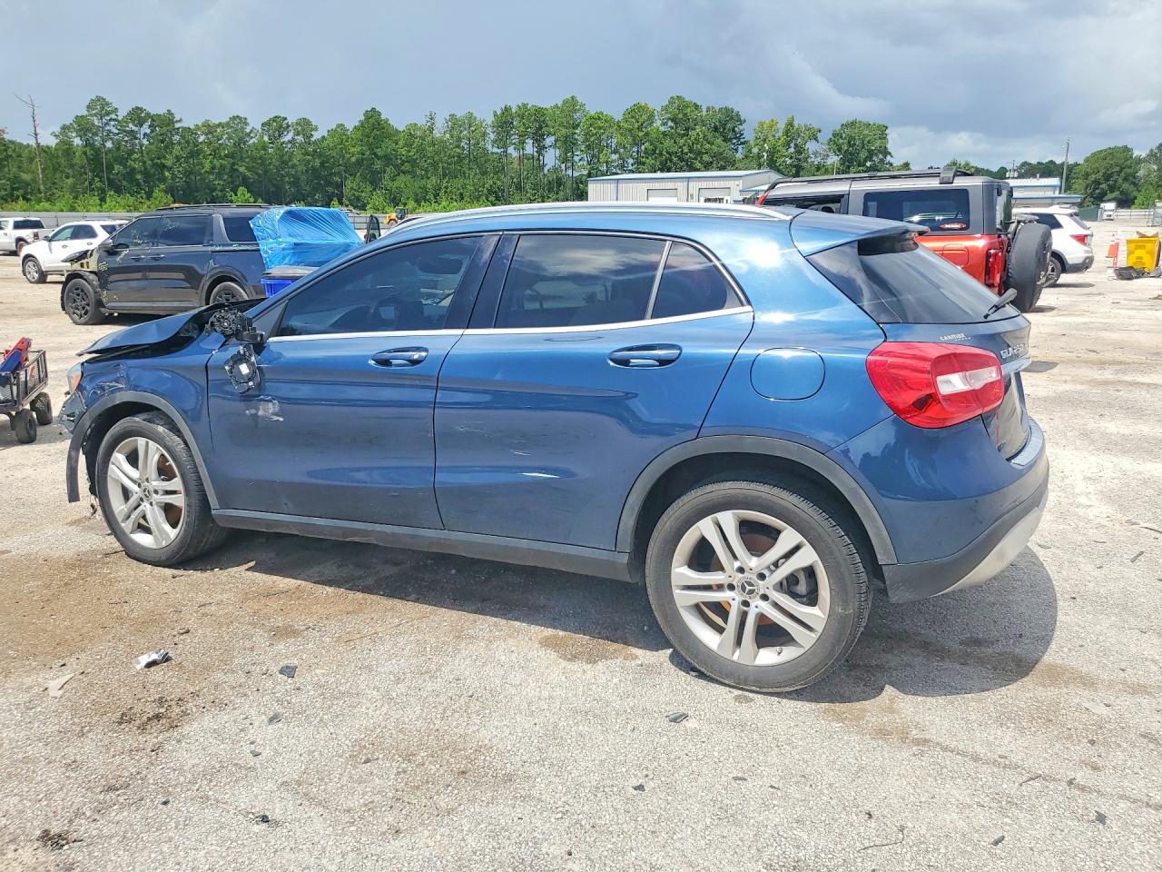 2019 Mercedes-benz Gla 250 4matic Синий vin: WDCTG4GB2KJ620038