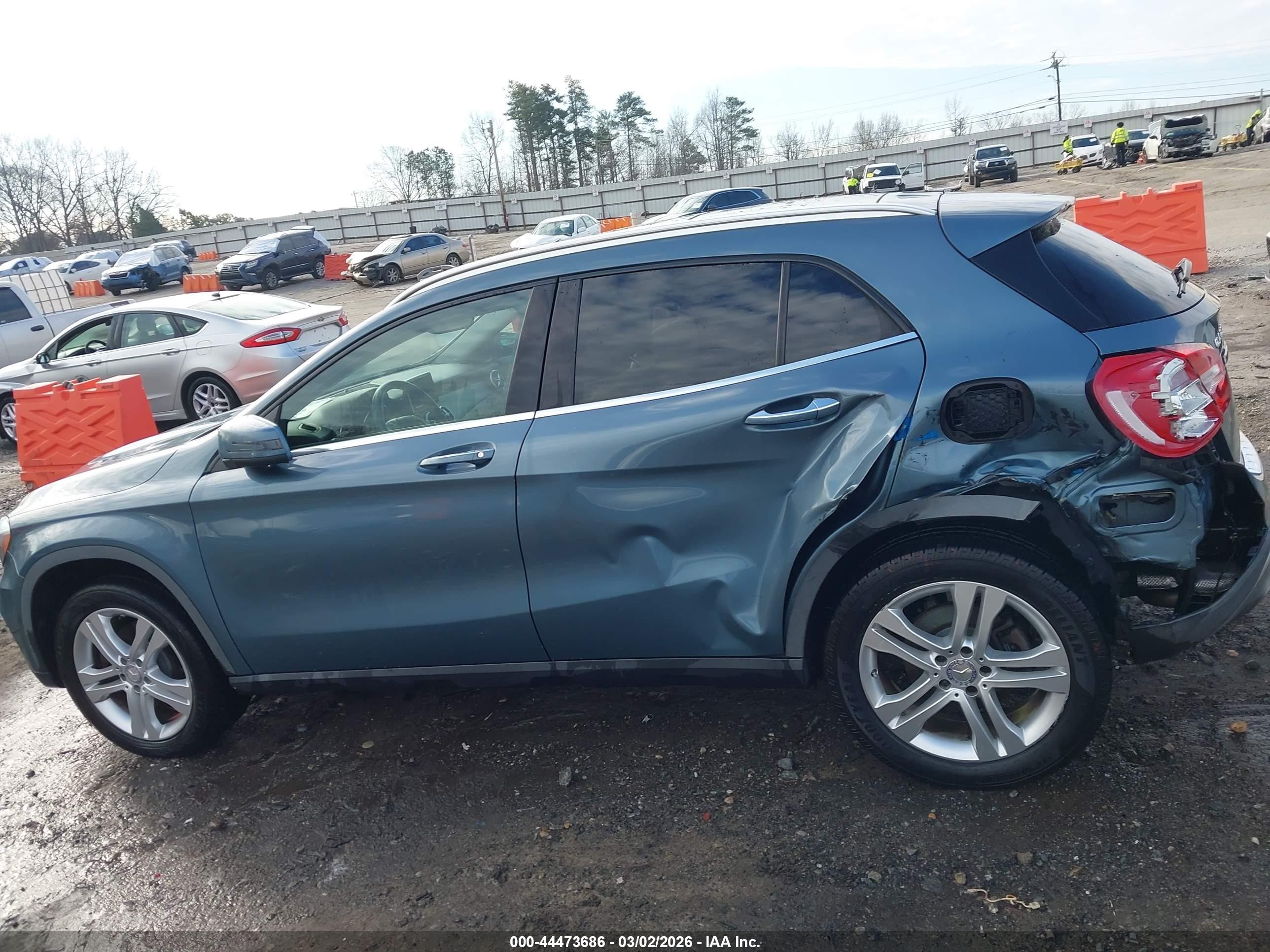 2015 Mercedes-benz Gla 250 4matic Light Blue vin: WDCTG4GB3FJ166680