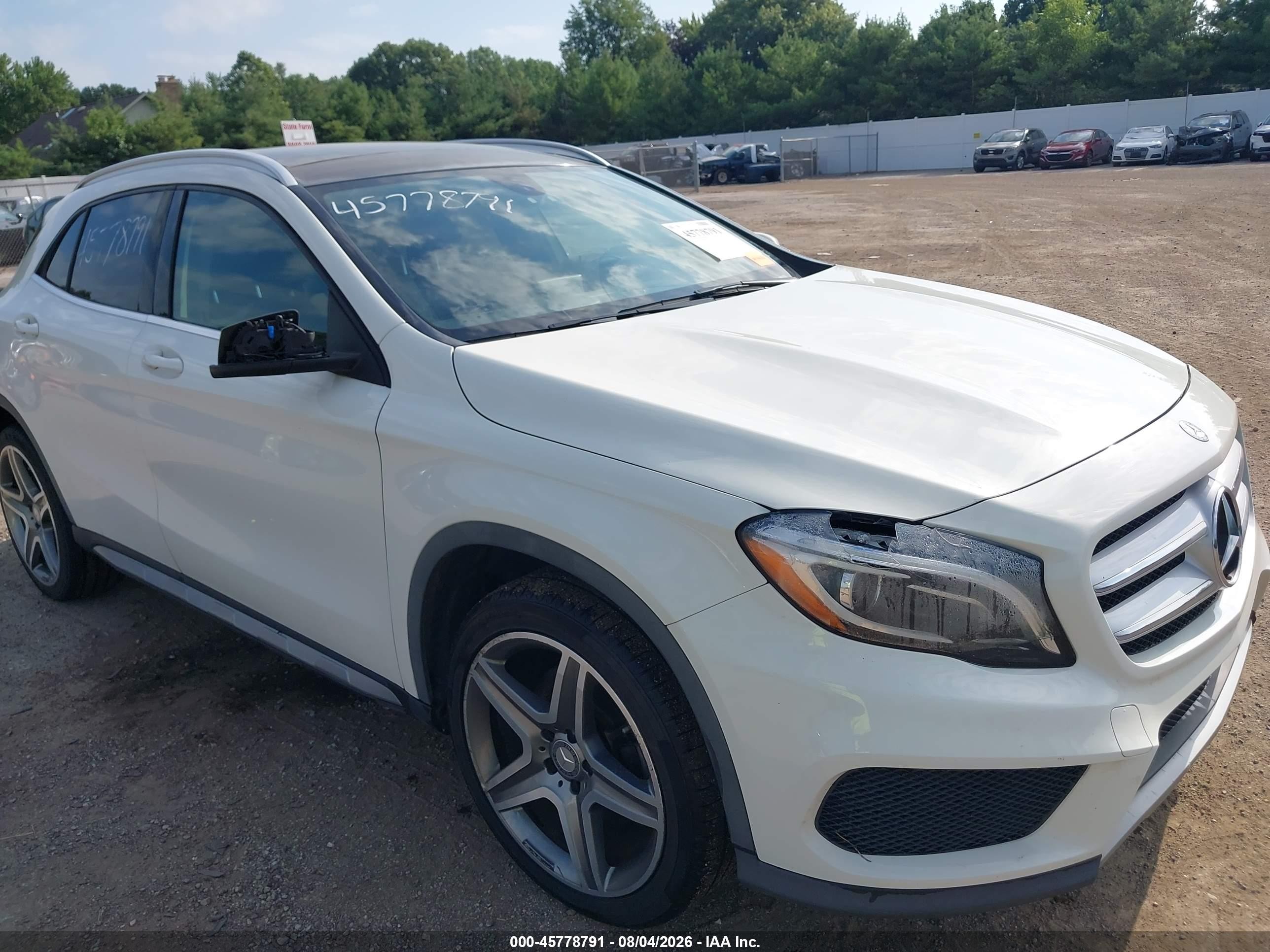 2015 Mercedes-benz Gla 250 4matic White vin: WDCTG4GB3FJ033496