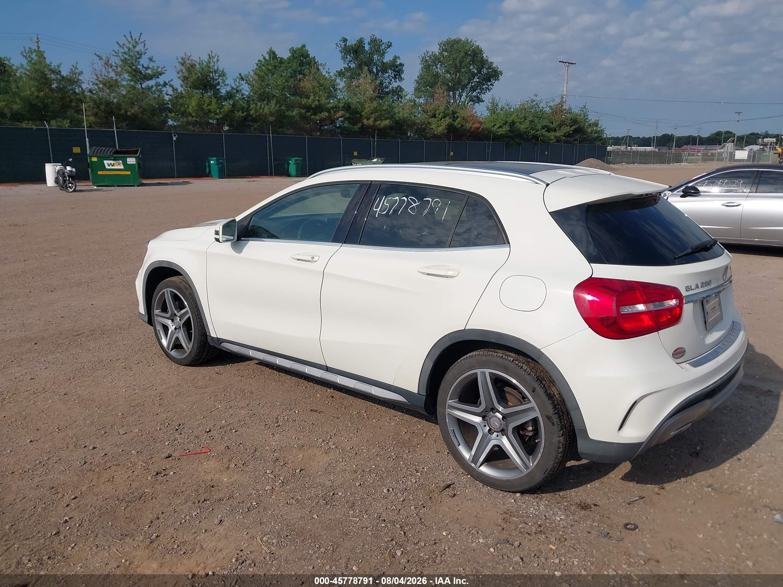 2015 Mercedes-benz Gla 250 4matic White vin: WDCTG4GB3FJ033496