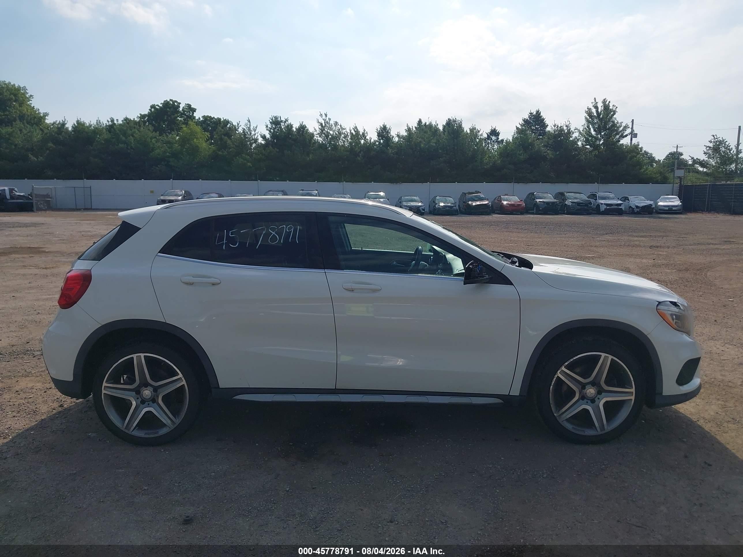 2015 Mercedes-benz Gla 250 4matic White vin: WDCTG4GB3FJ033496