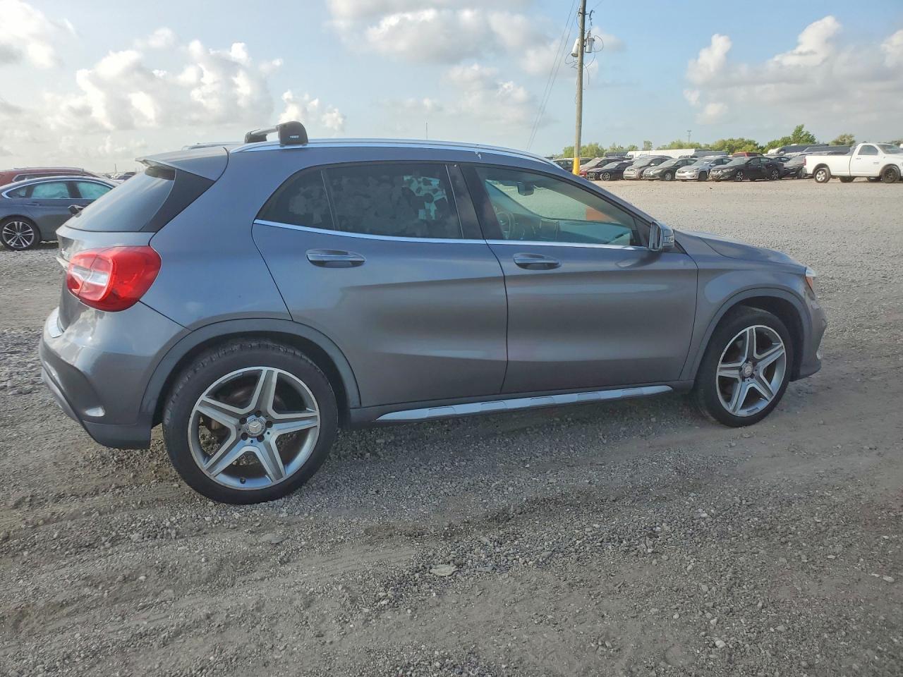 2015 Mercedes-benz Gla 250 4matic Silver vin: WDCTG4GB3FJ092886