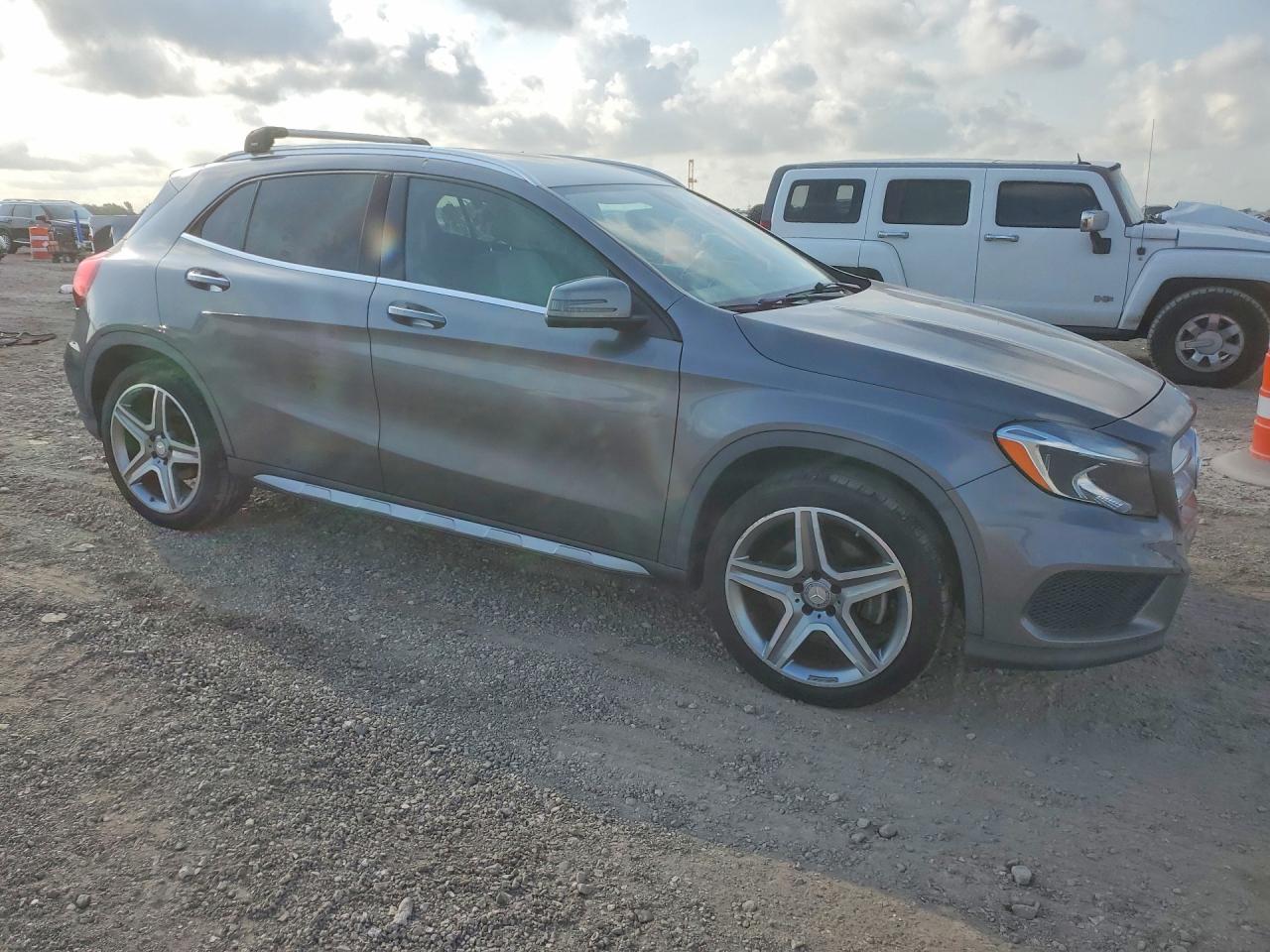 2015 Mercedes-benz Gla 250 4matic Silver vin: WDCTG4GB3FJ092886