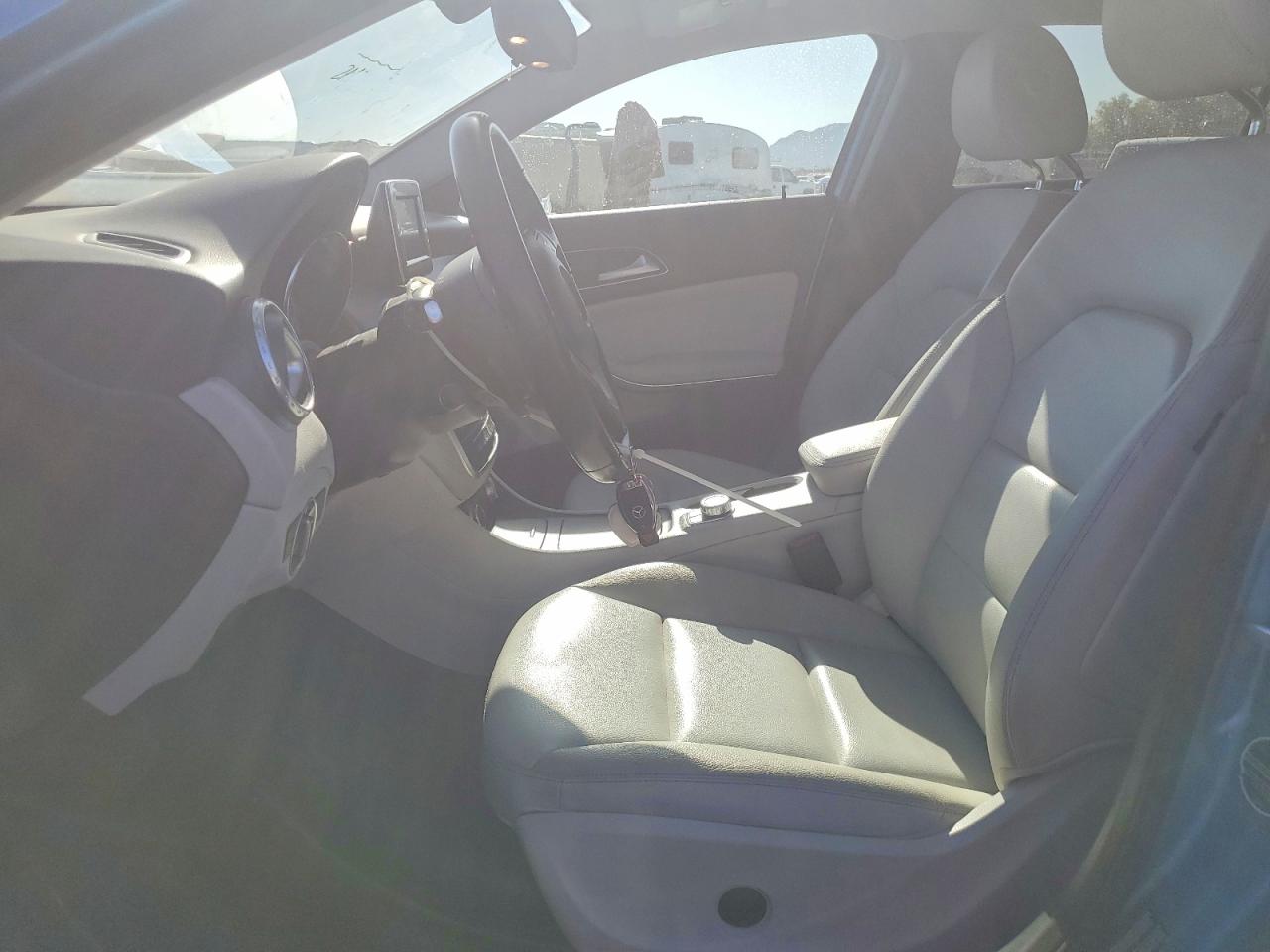 2015 Mercedes-benz Gla 250 4matic Blue vin: WDCTG4GB3FJ104227