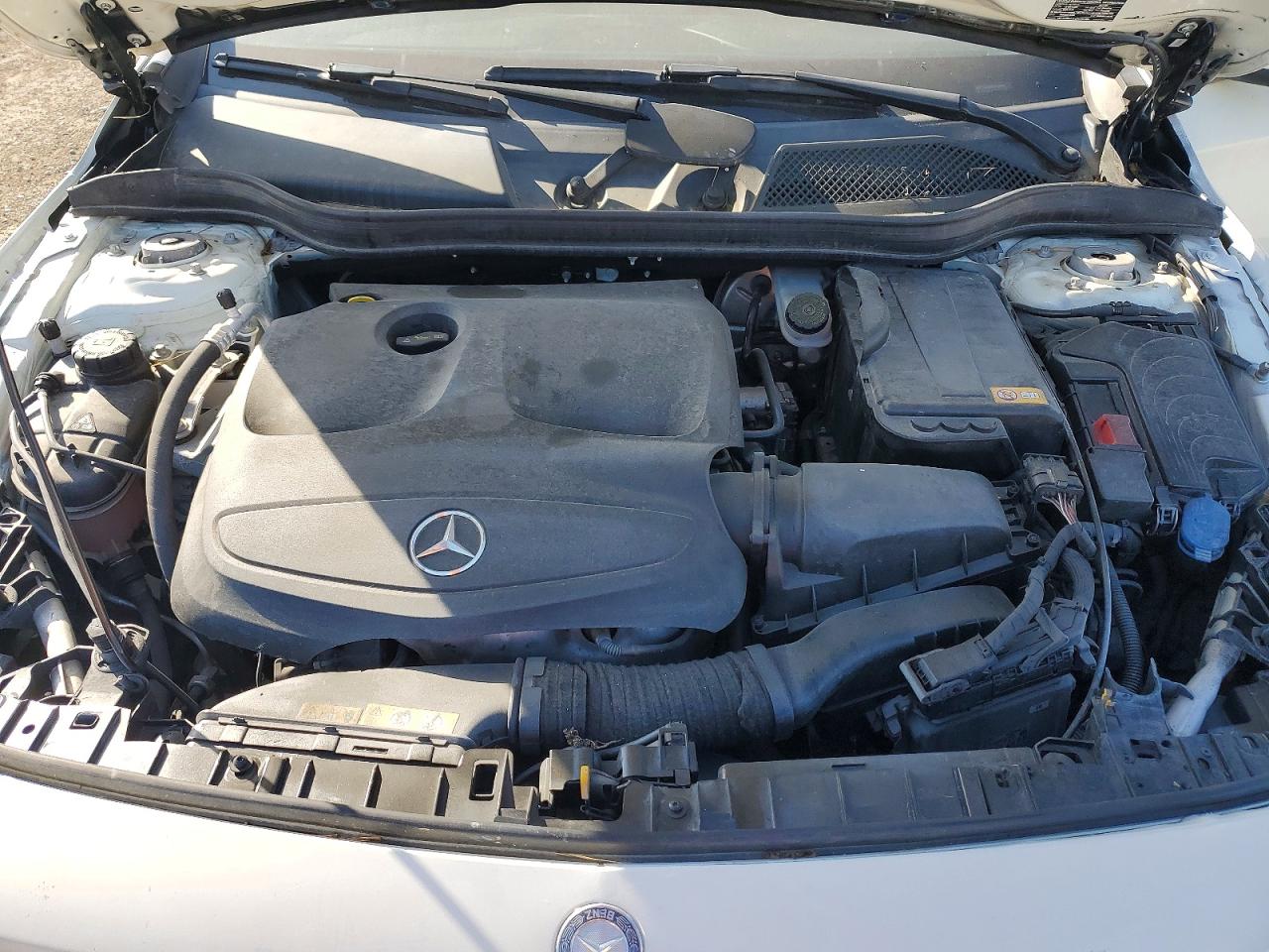 2015 Mercedes-benz Gla 250 4matic Белый vin: WDCTG4GB3FJ124896