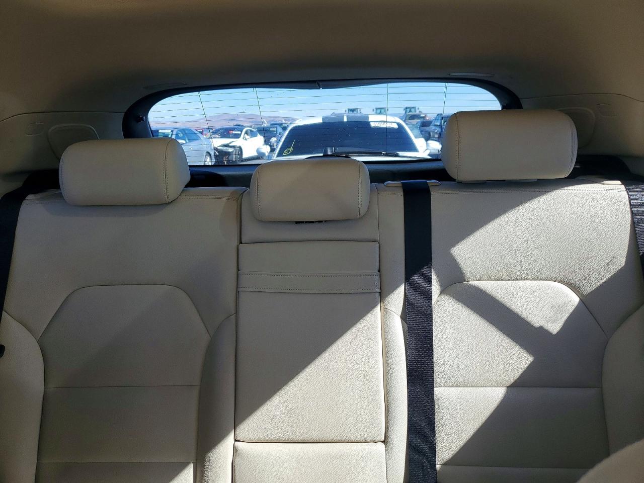 2015 Mercedes-benz Gla 250 4matic White vin: WDCTG4GB3FJ152083