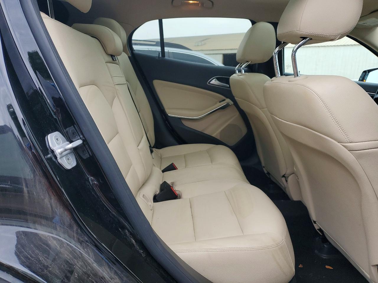 2015 Mercedes-benz Gla 250 4matic Black vin: WDCTG4GB3FJ175041