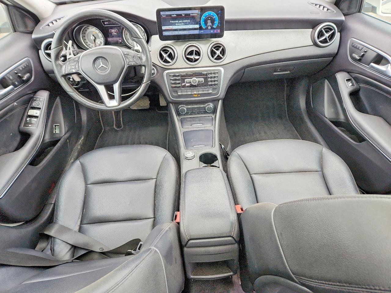 2015 Mercedes-benz Gla 250 4matic White vin: WDCTG4GB4FJ031482