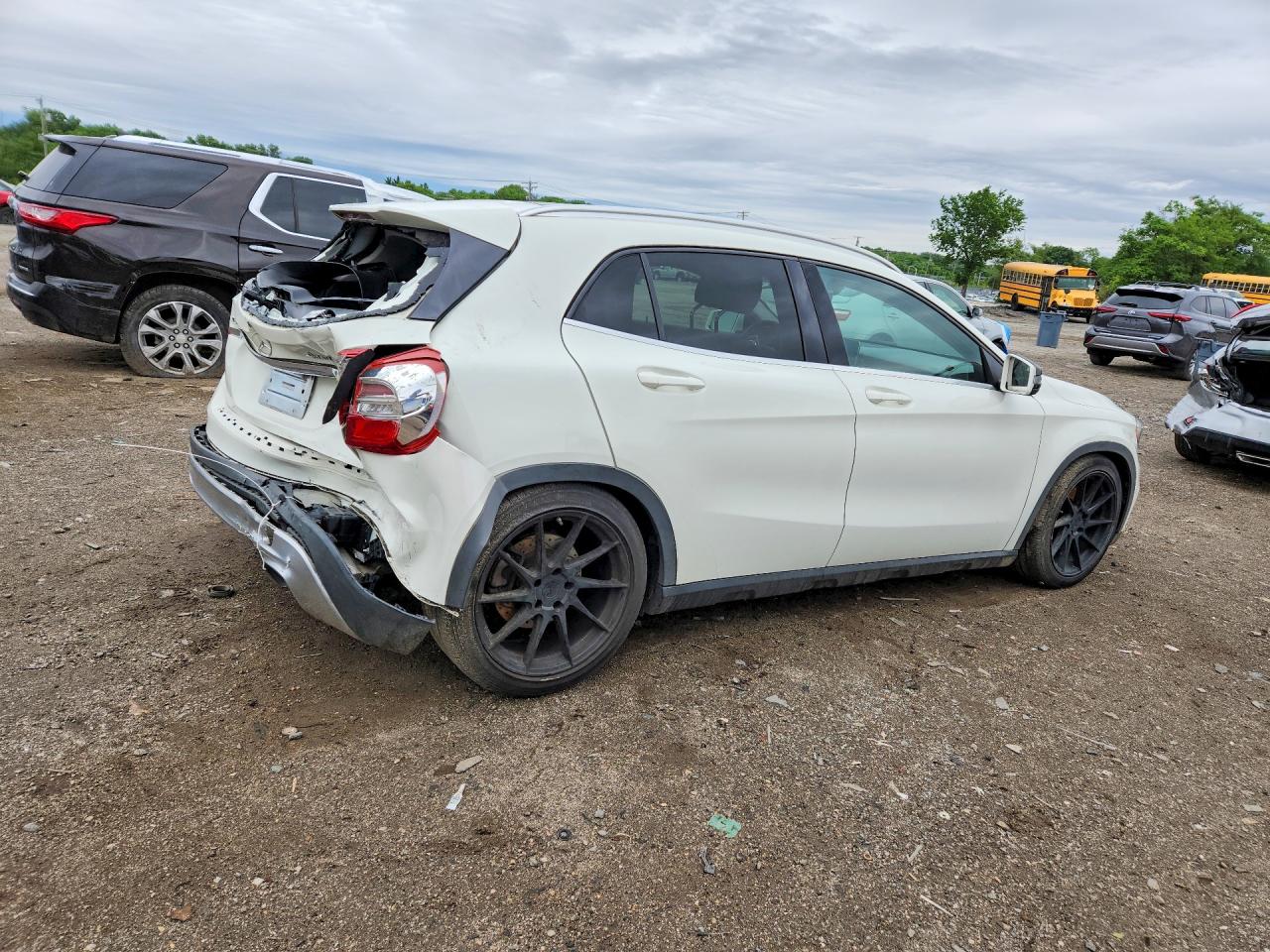 2015 Mercedes-benz Gla 250 4matic White vin: WDCTG4GB4FJ031482