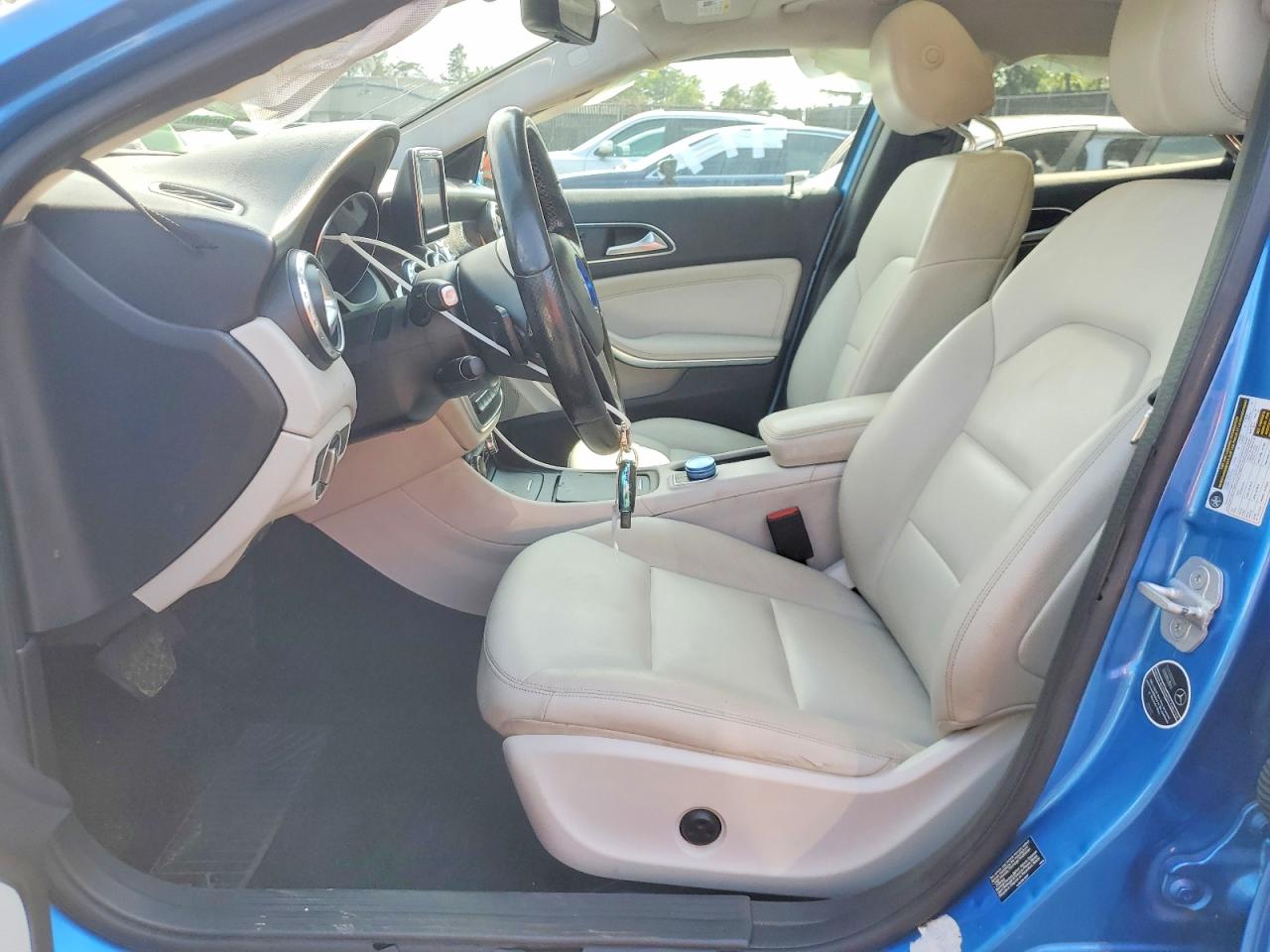 2015 Mercedes-benz Gla 250 4matic Blue vin: WDCTG4GB4FJ073456