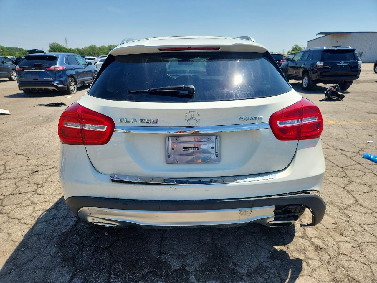 2015 Mercedes-benz Gla 250 4matic White vin: WDCTG4GB4FJ082075