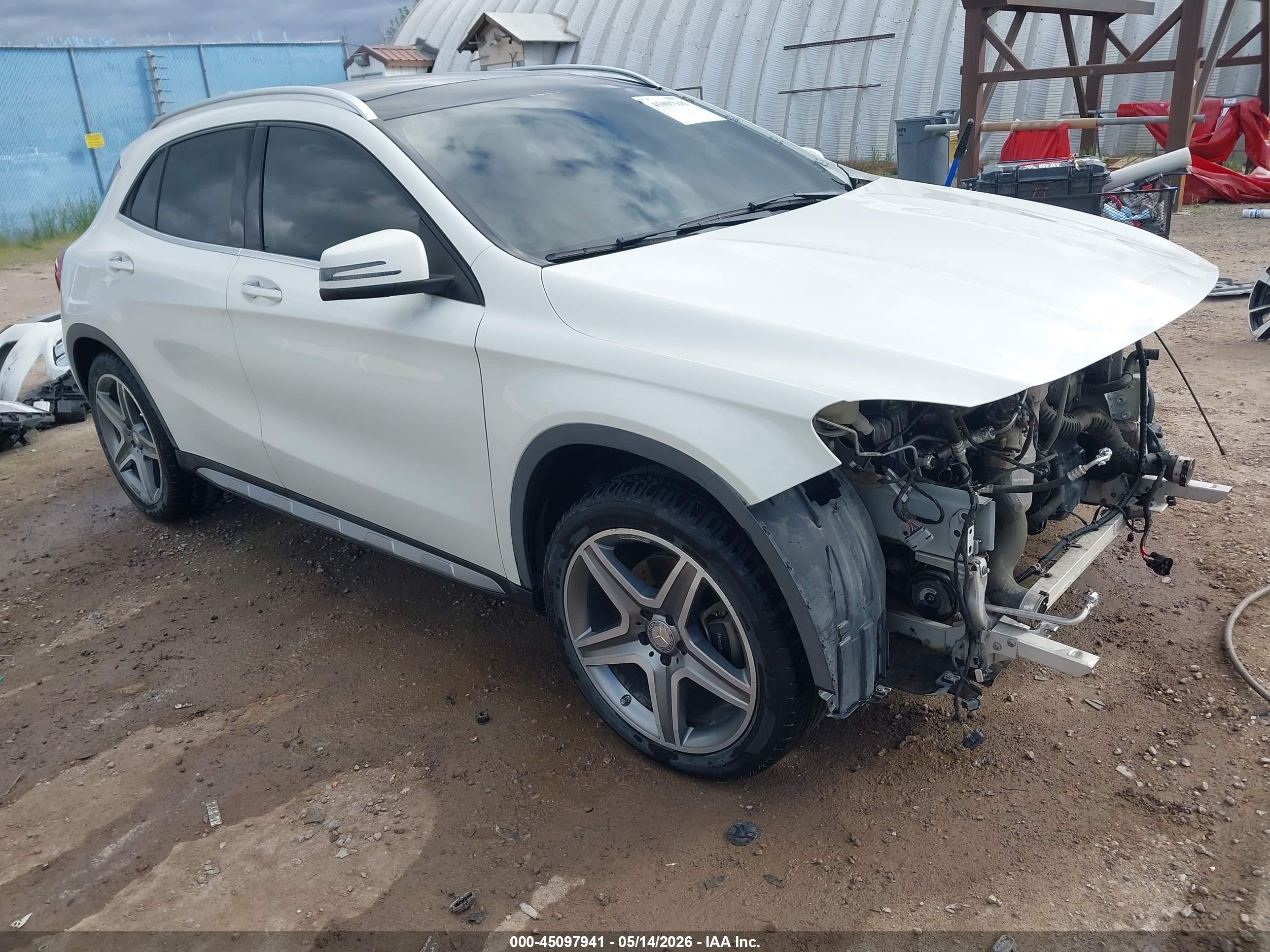 2015 Mercedes-benz Gla 250 4matic White vin: WDCTG4GB4FJ119660