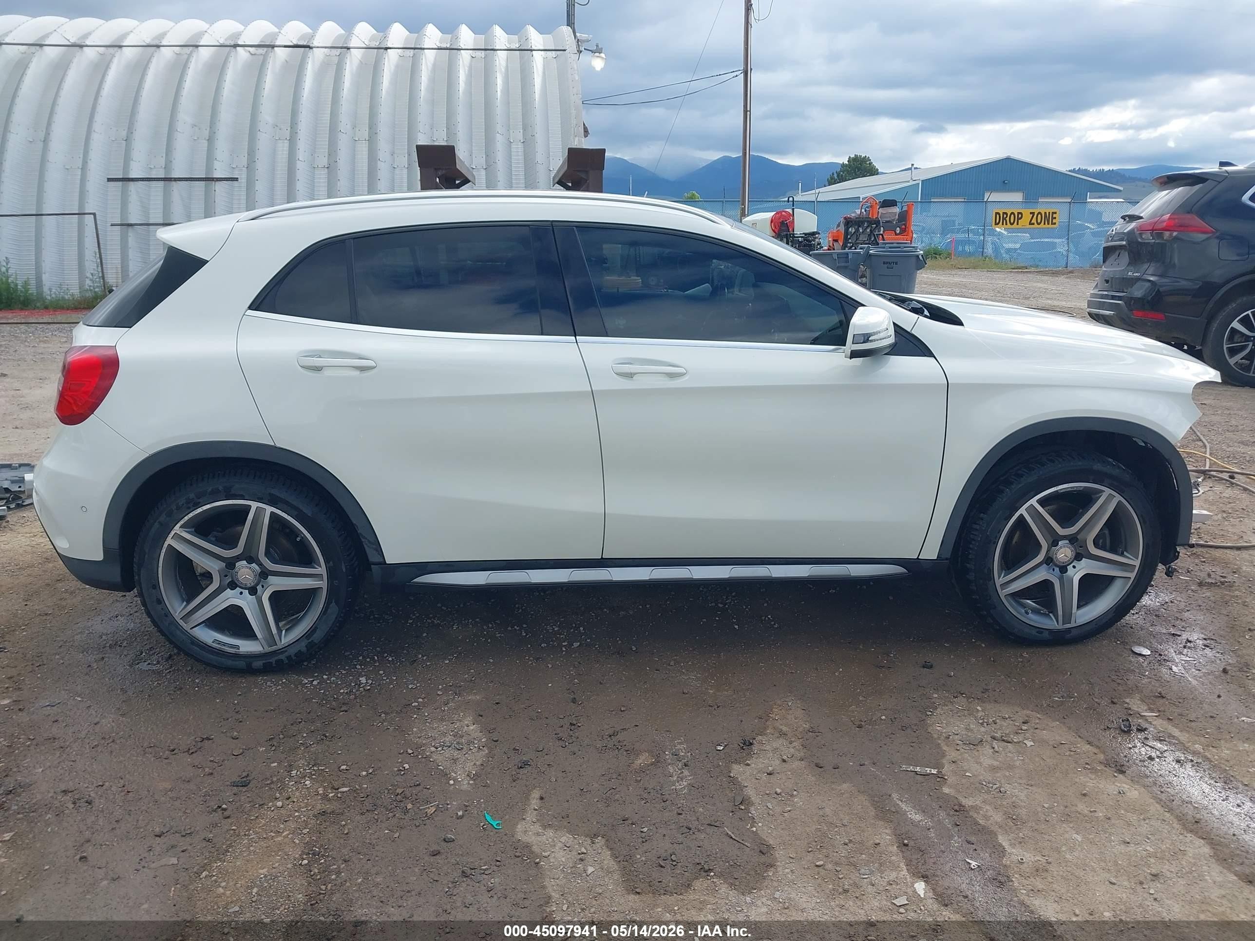 2015 Mercedes-benz Gla 250 4matic White vin: WDCTG4GB4FJ119660