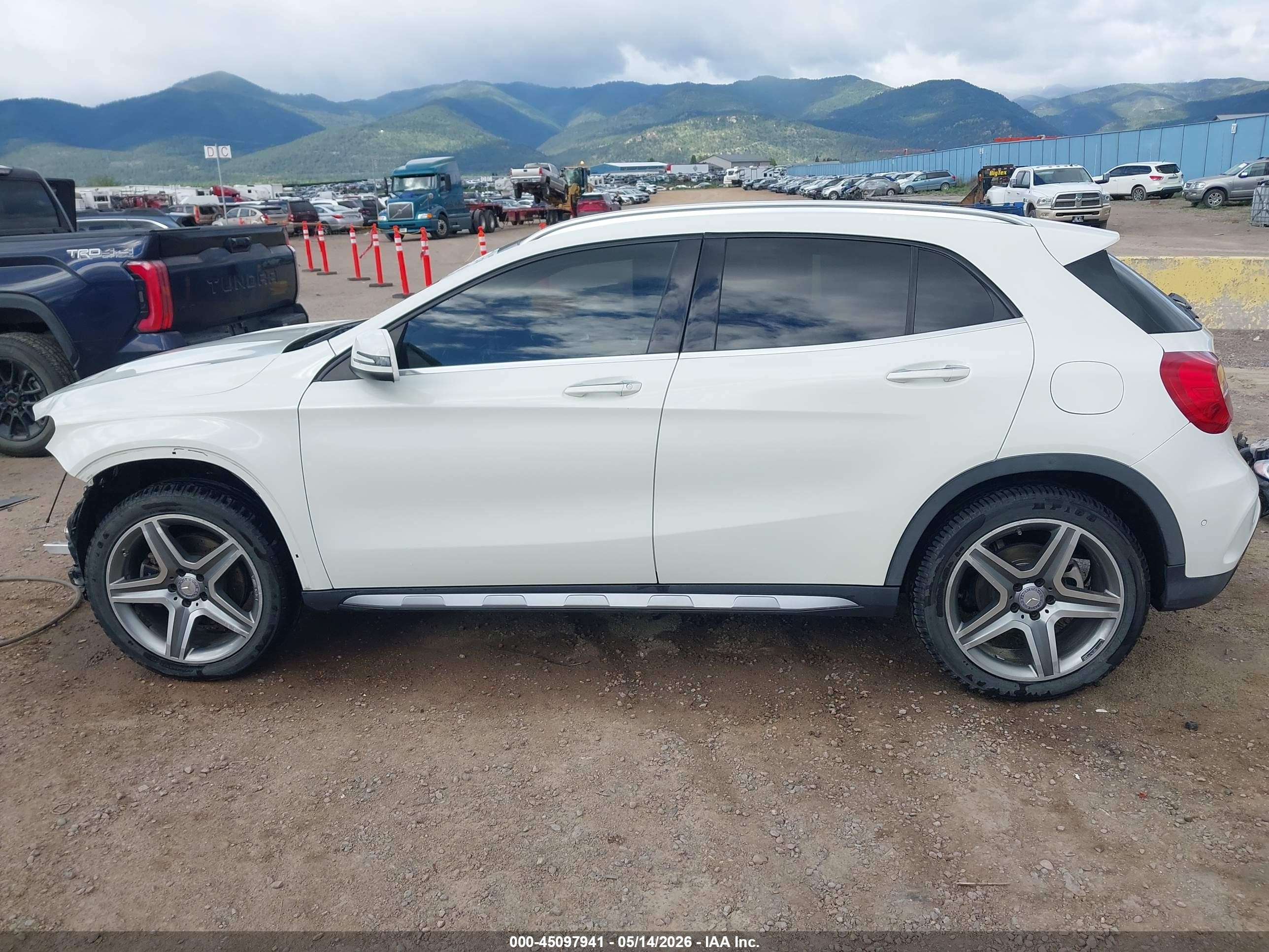 2015 Mercedes-benz Gla 250 4matic White vin: WDCTG4GB4FJ119660