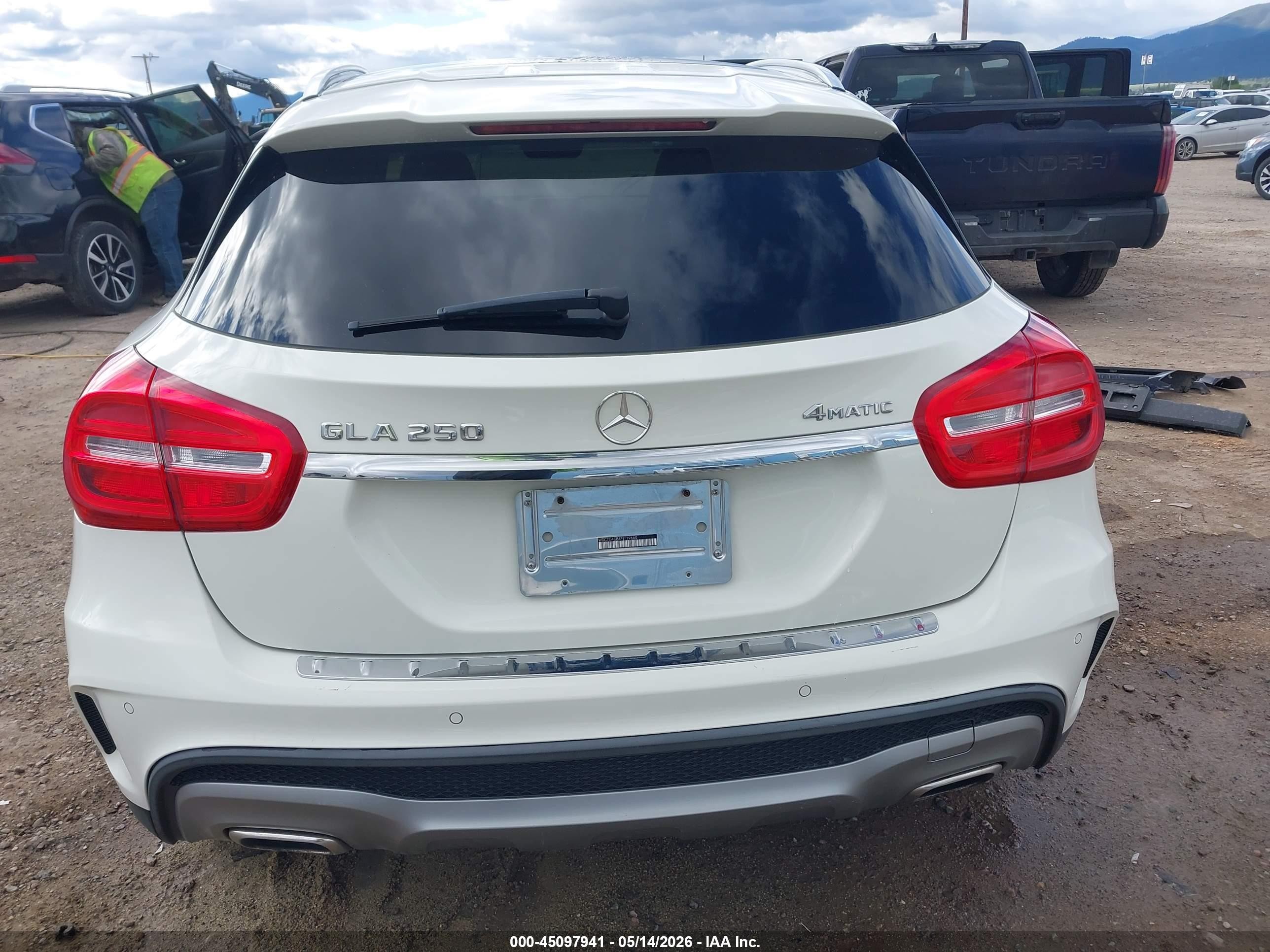 2015 Mercedes-benz Gla 250 4matic White vin: WDCTG4GB4FJ119660