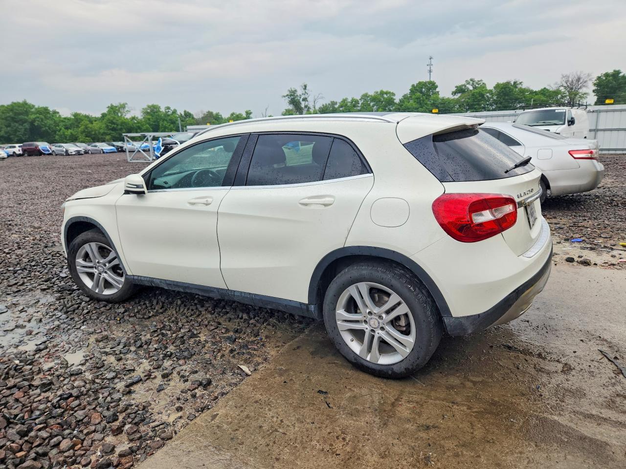 2015 Mercedes-benz Gla 250 4matic White vin: WDCTG4GB4FJ170785