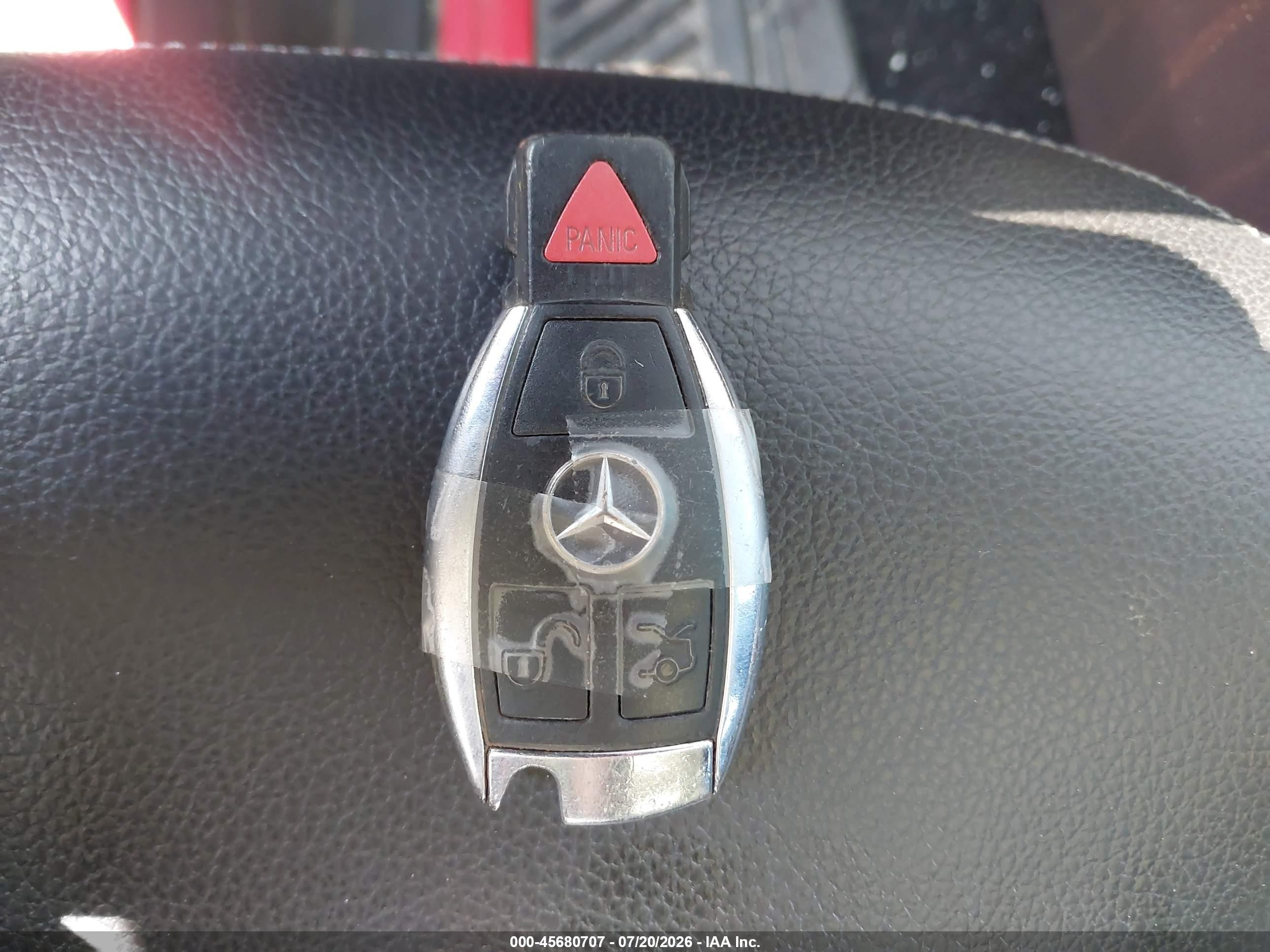 2015 Mercedes-benz Gla 250 4matic Red vin: WDCTG4GB4FJ173248