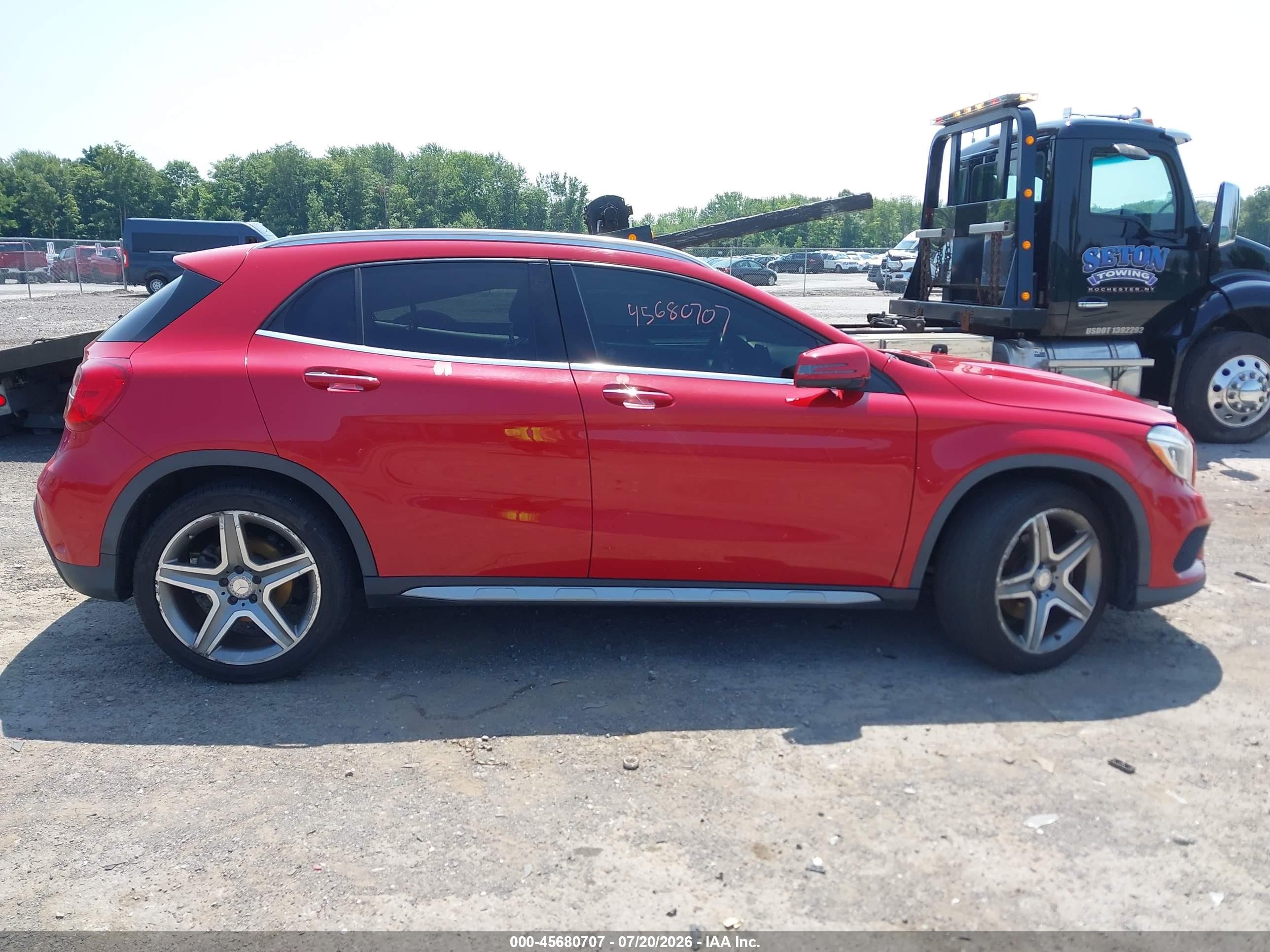 2015 Mercedes-benz Gla 250 4matic Red vin: WDCTG4GB4FJ173248