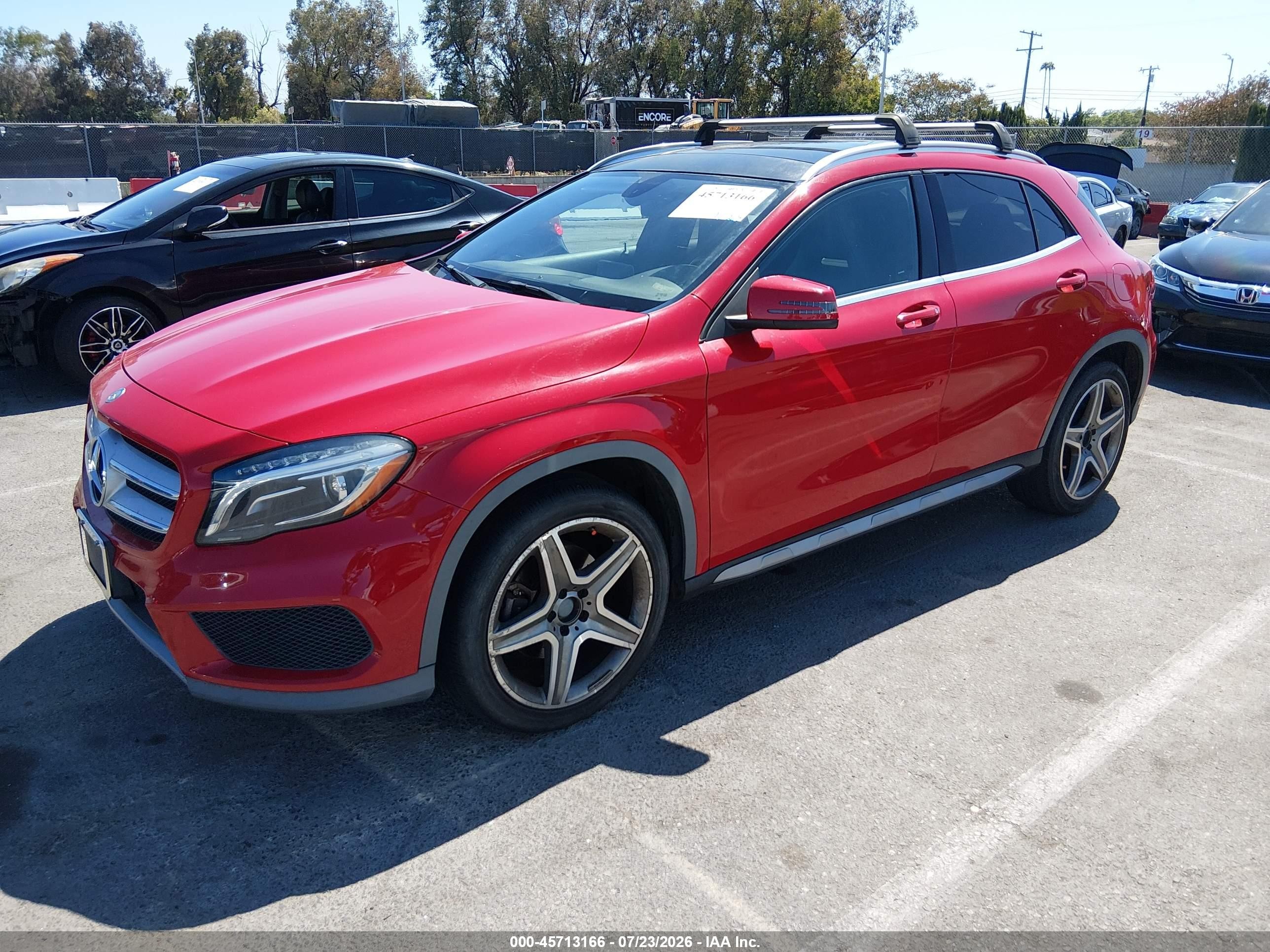 2015 Mercedes-benz Gla 250 4matic Red vin: WDCTG4GB5FJ051272