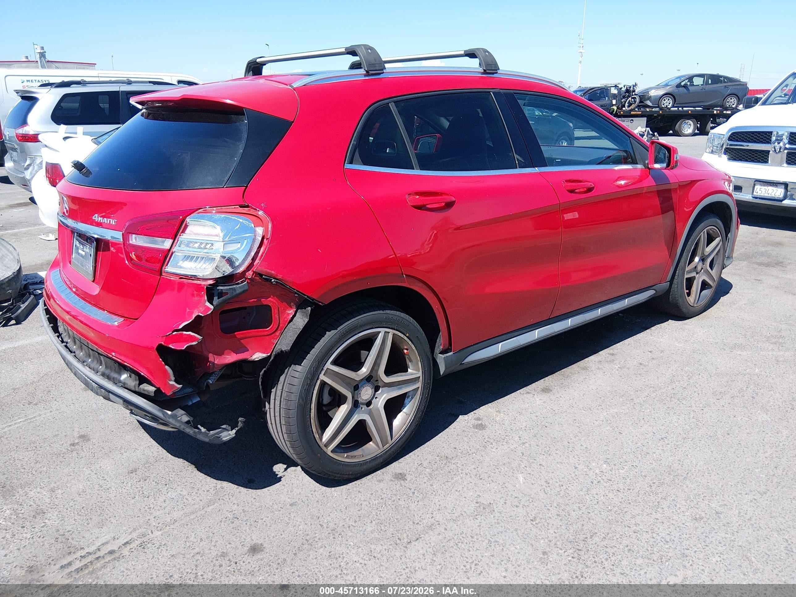 2015 Mercedes-benz Gla 250 4matic Red vin: WDCTG4GB5FJ051272
