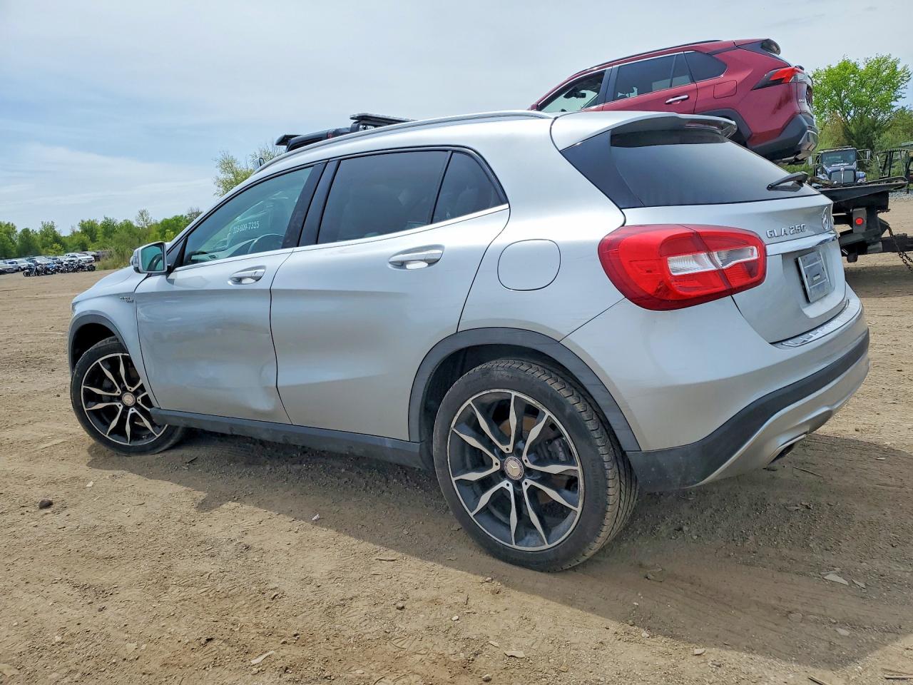 2015 Mercedes-benz Gla 250 4matic Silver vin: WDCTG4GB5FJ065401