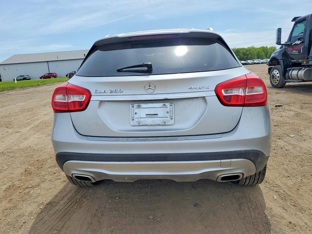 2015 Mercedes-benz Gla 250 4matic Silver vin: WDCTG4GB5FJ065401
