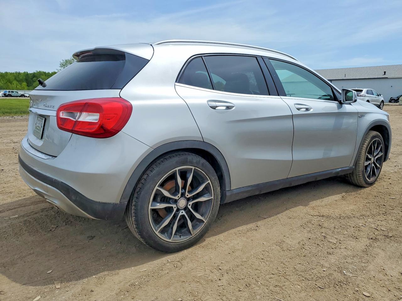 2015 Mercedes-benz Gla 250 4matic Silver vin: WDCTG4GB5FJ065401