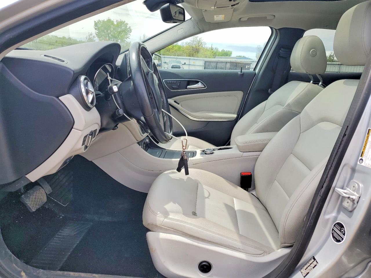2015 Mercedes-benz Gla 250 4matic Silver vin: WDCTG4GB5FJ065401