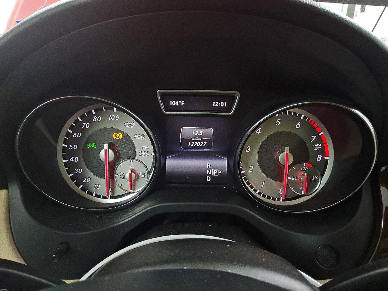 2015 Mercedes-benz Gla 250 4matic Red vin: WDCTG4GB5FJ095739