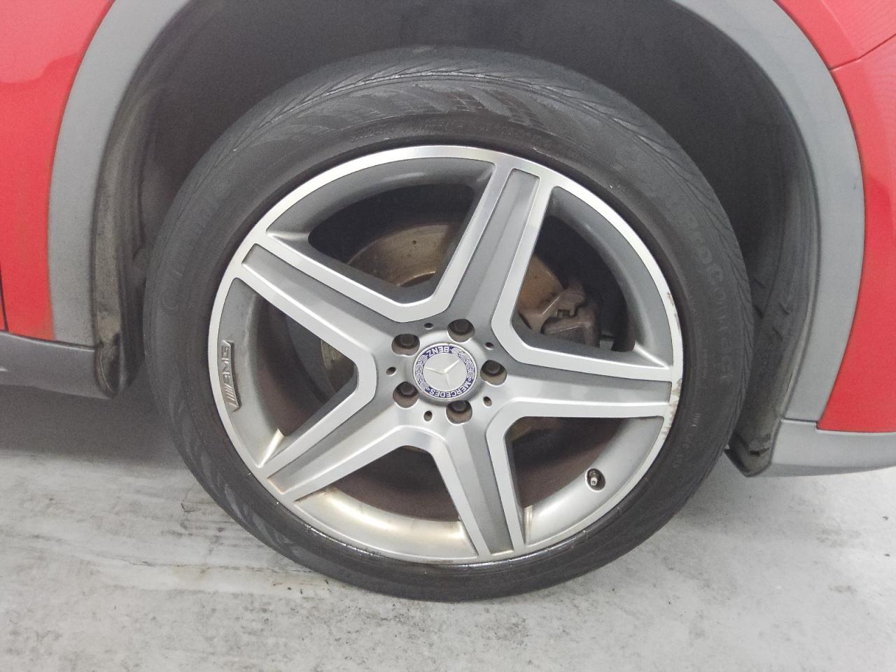 2015 Mercedes-benz Gla 250 4matic Red vin: WDCTG4GB5FJ095739 Damage: Right Front Wheel, Curb Rash, > 12 Inches