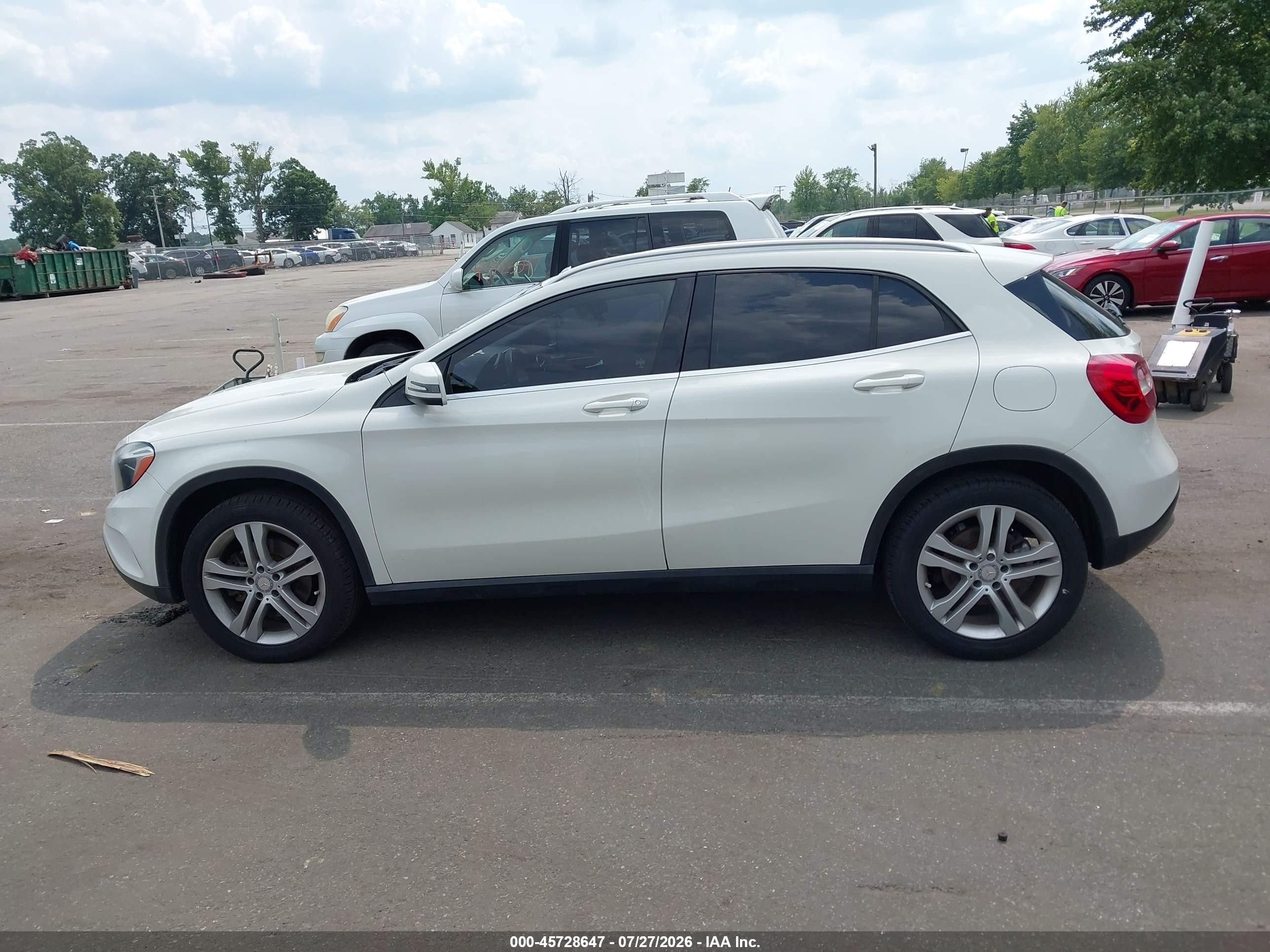 2015 Mercedes-benz Gla 250 4matic White vin: WDCTG4GB5FJ119005