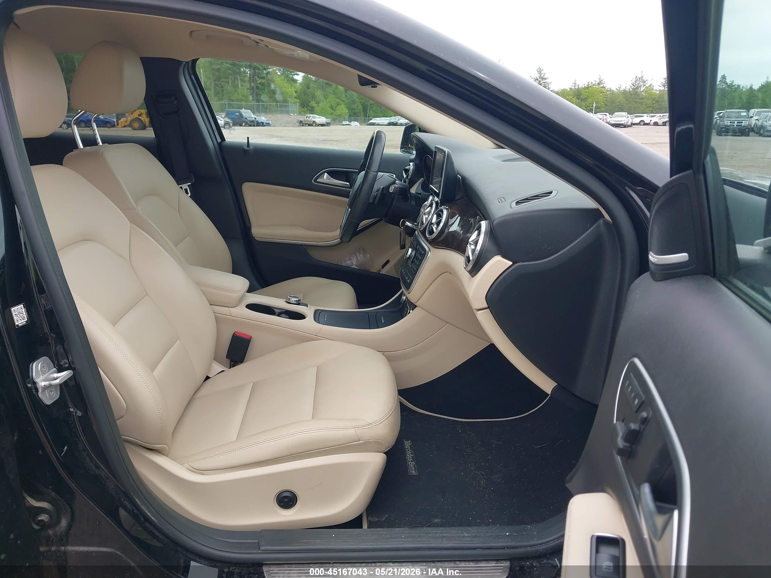2015 Mercedes-benz Gla 250 4matic Черный vin: WDCTG4GB5FJ177521