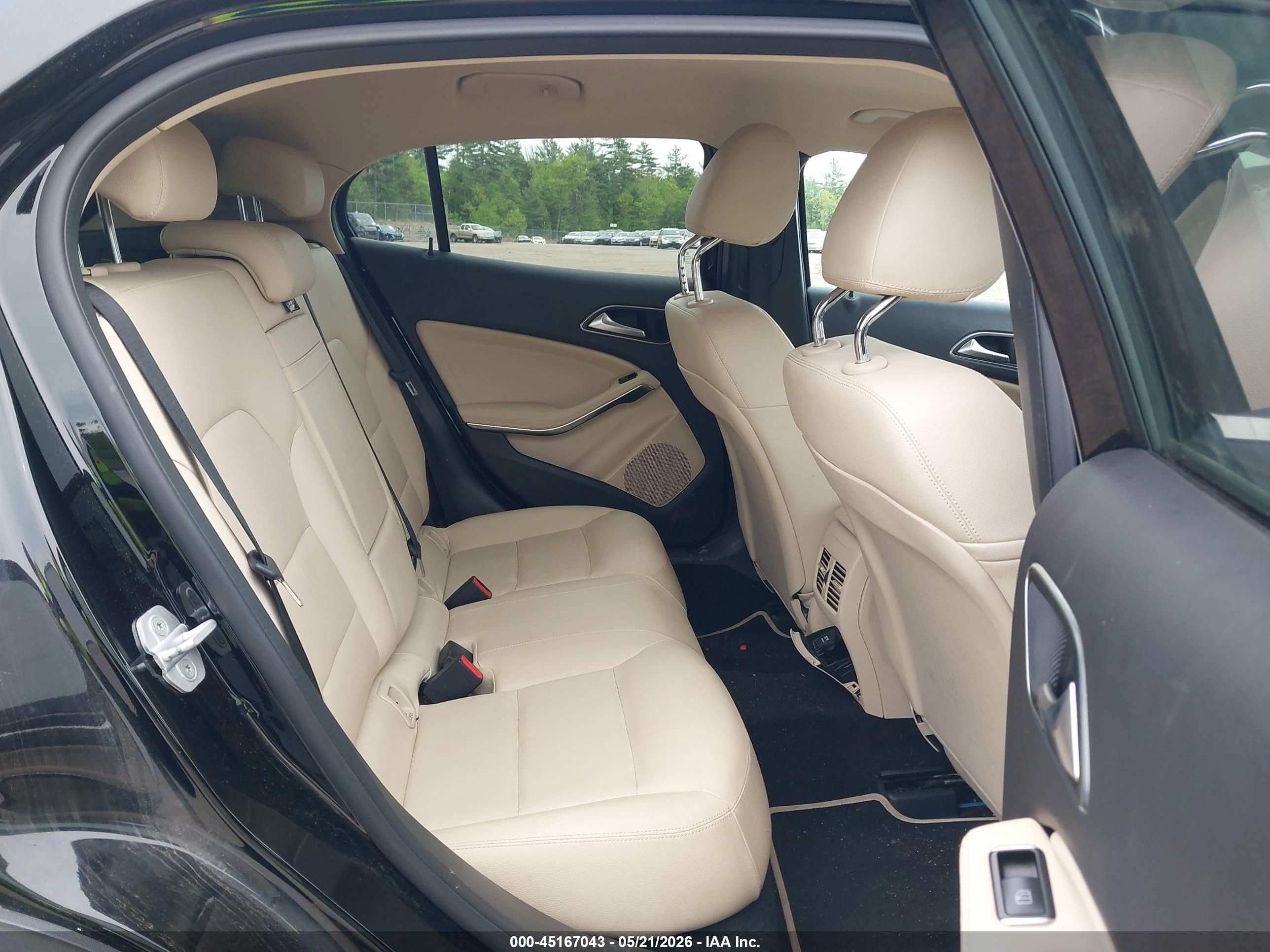 2015 Mercedes-benz Gla 250 4matic Черный vin: WDCTG4GB5FJ177521