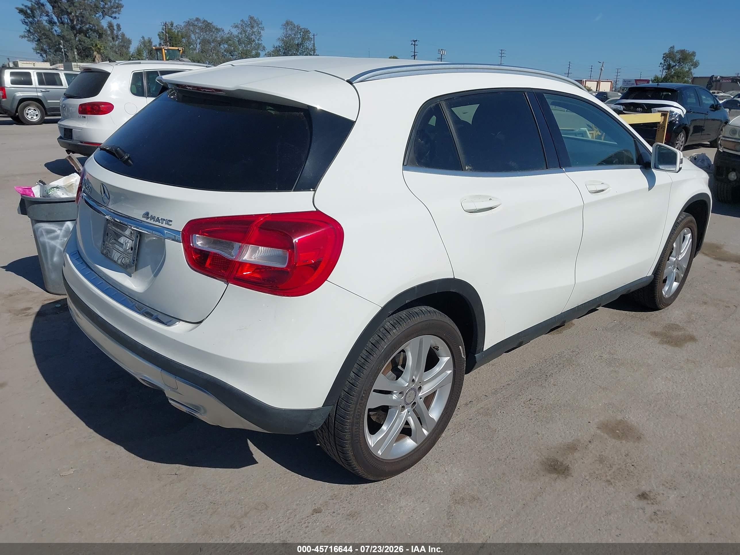 2016 Mercedes-benz Gla 250 4matic White vin: WDCTG4GB5GJ253191