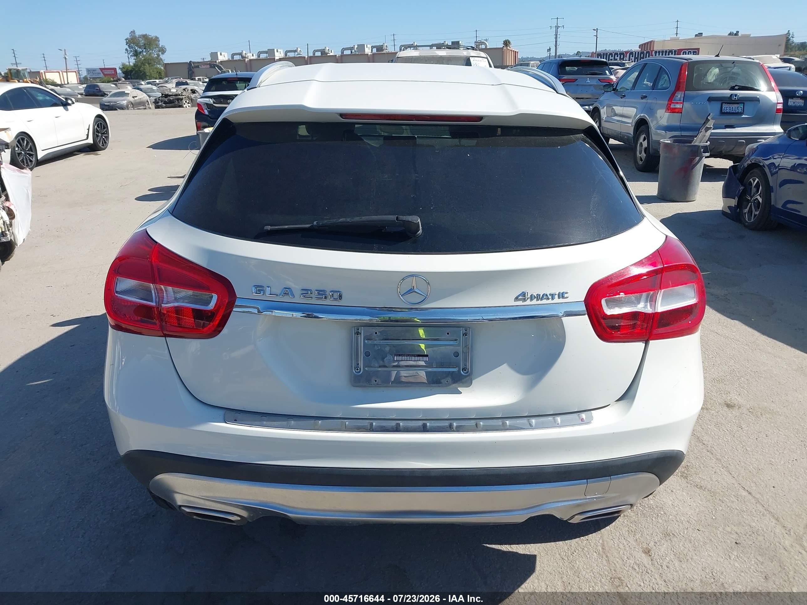 2016 Mercedes-benz Gla 250 4matic White vin: WDCTG4GB5GJ253191