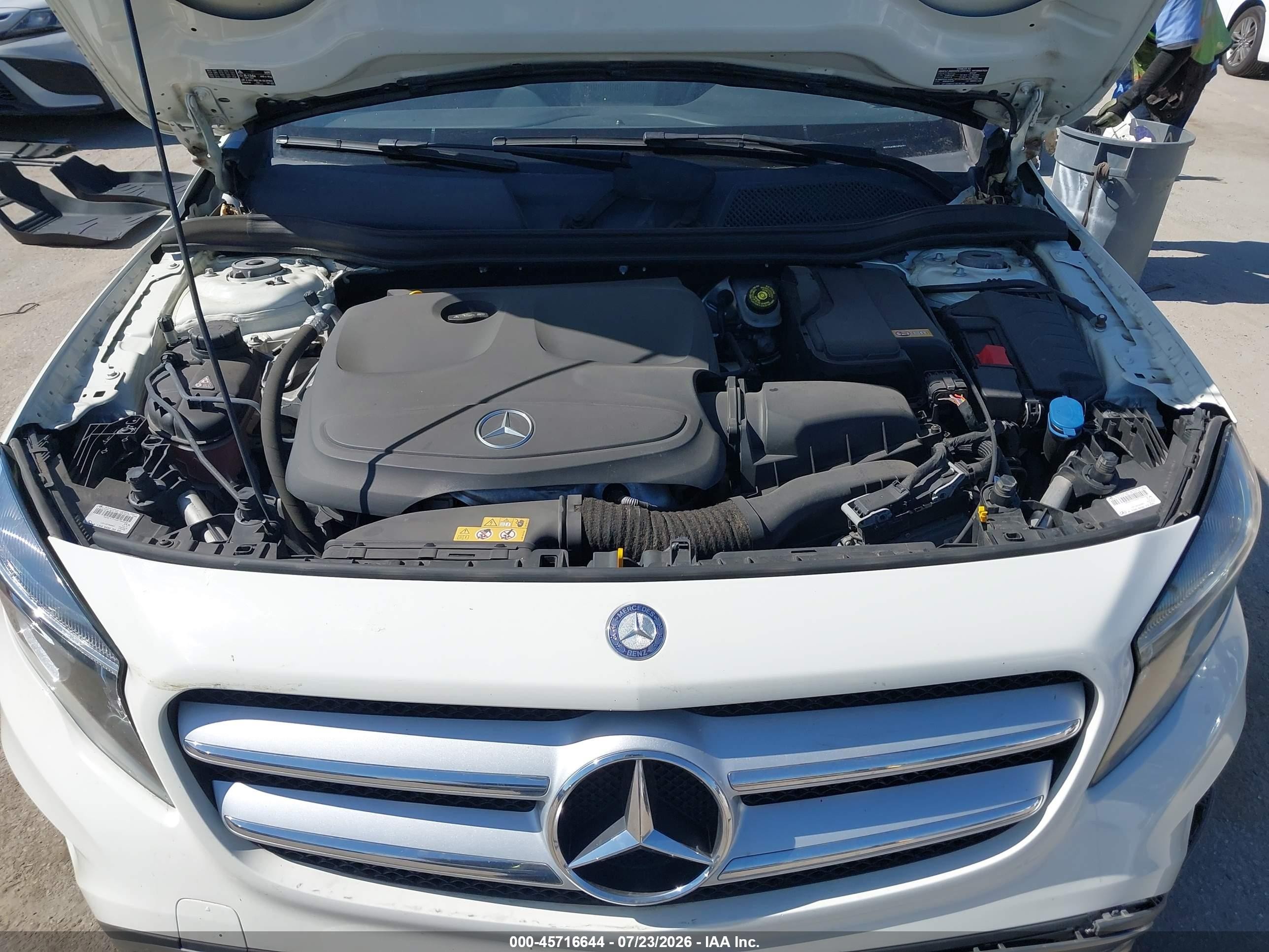 2016 Mercedes-benz Gla 250 4matic White vin: WDCTG4GB5GJ253191