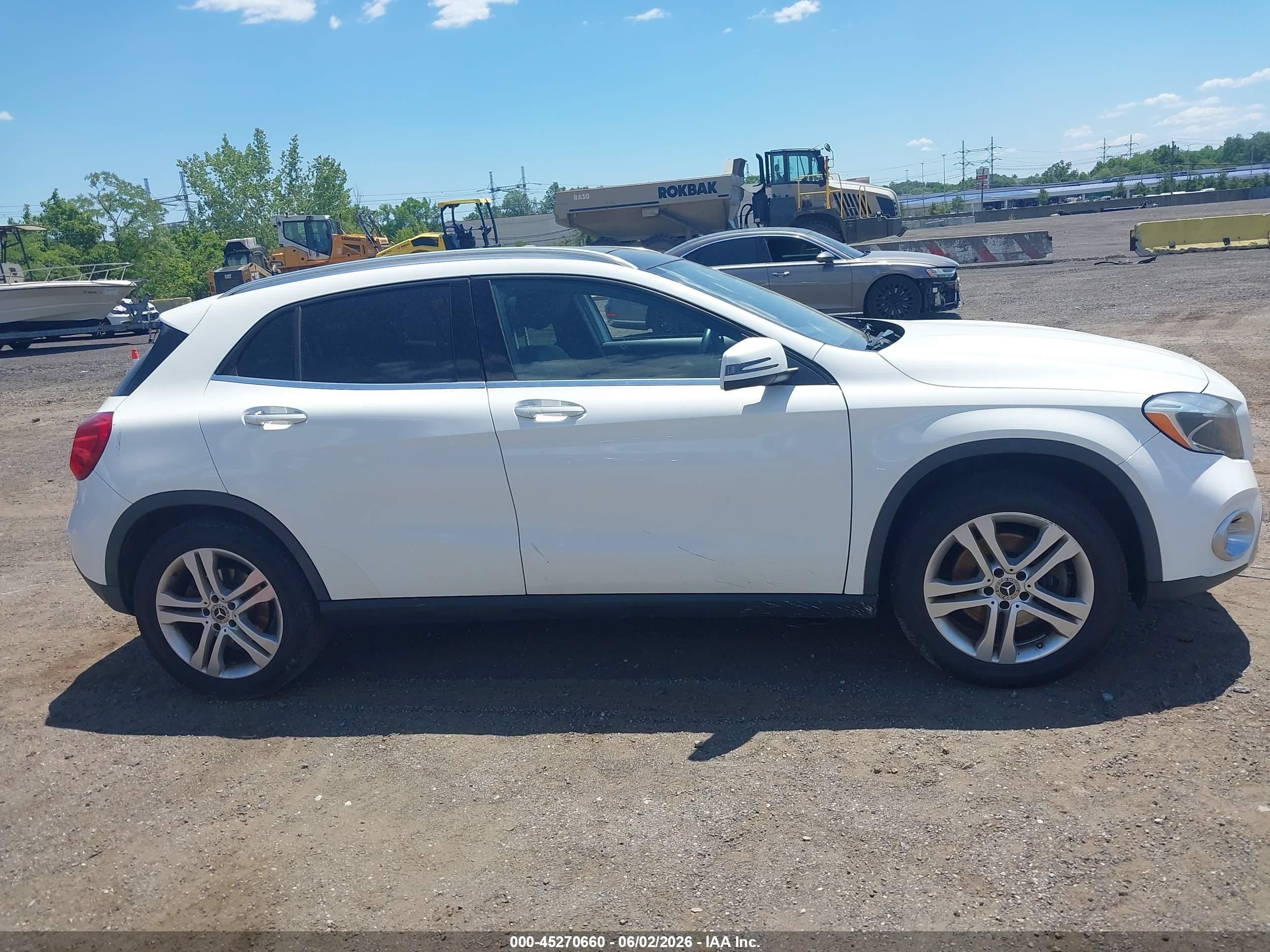 2019 Mercedes-benz Gla 250 4matic Белый vin: WDCTG4GB5KU016966
