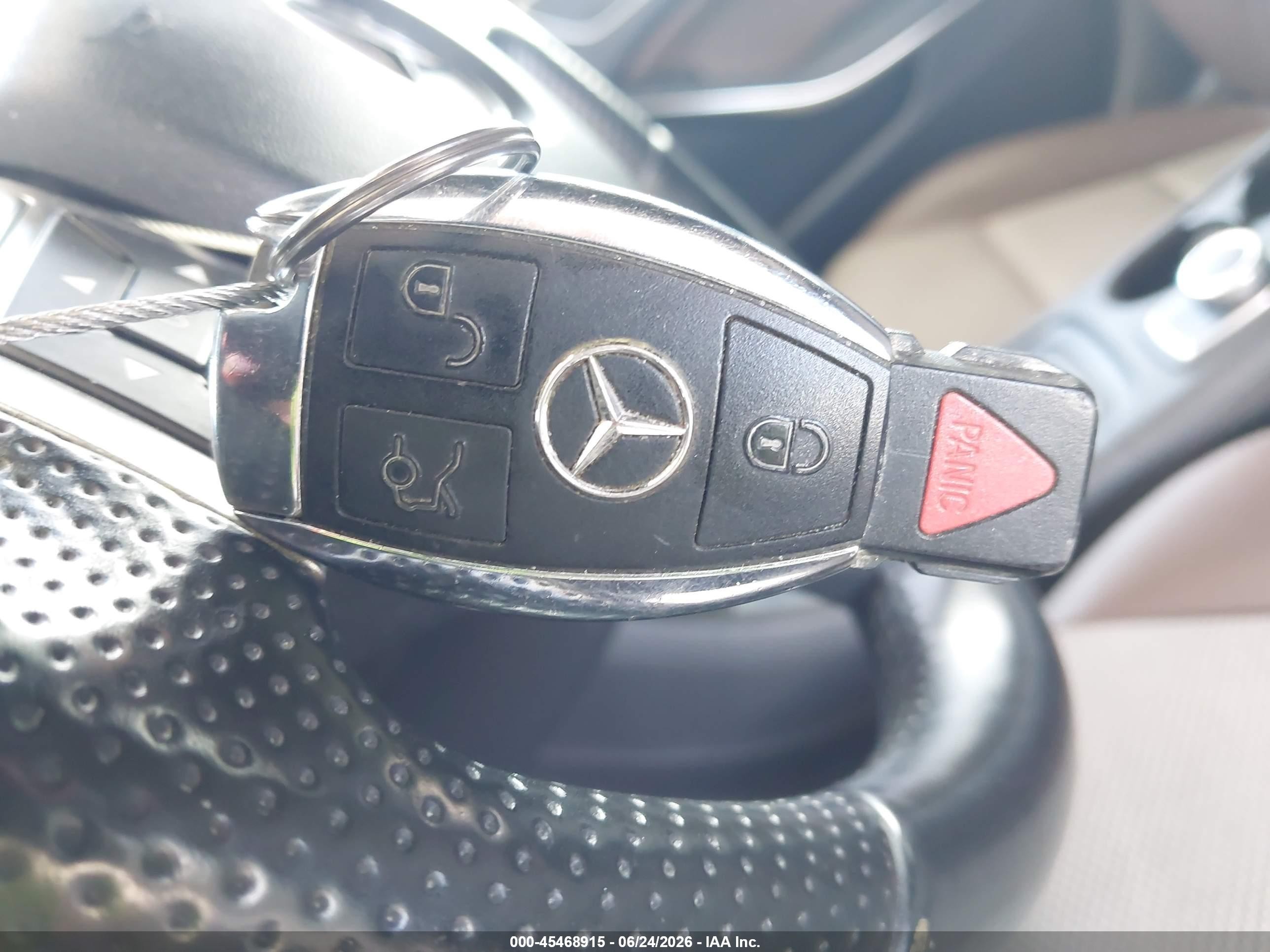 2015 Mercedes-benz Gla 250 4matic White vin: WDCTG4GB6FJ037753