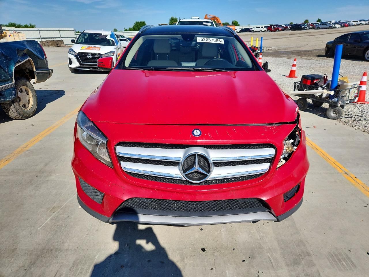 2015 Mercedes-benz Gla 250 4matic Red vin: WDCTG4GB6FJ077248