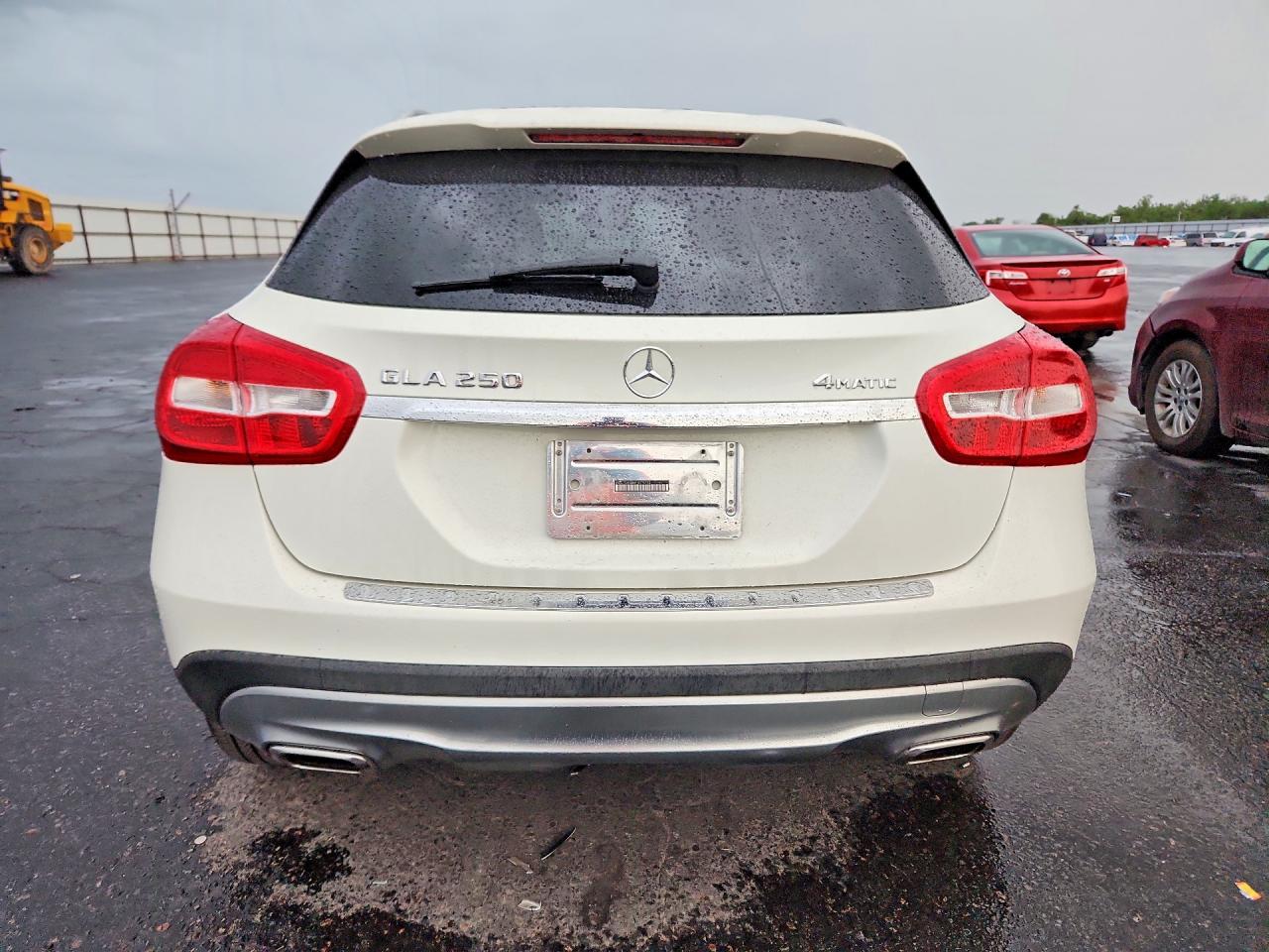 2015 Mercedes-benz Gla 250 4matic White vin: WDCTG4GB6FJ079713