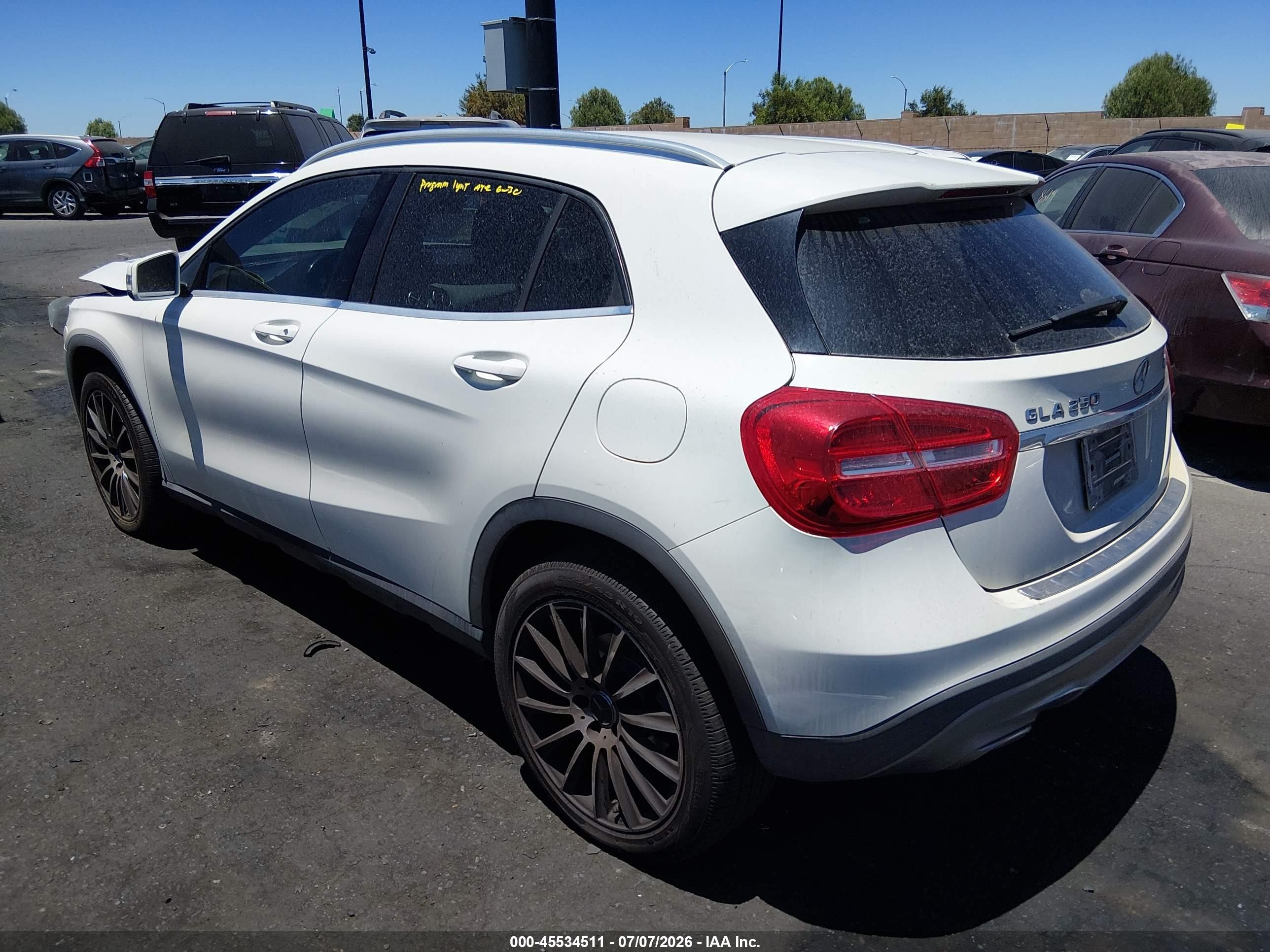 2015 Mercedes-benz Gla 250 4matic White vin: WDCTG4GB6FJ088721