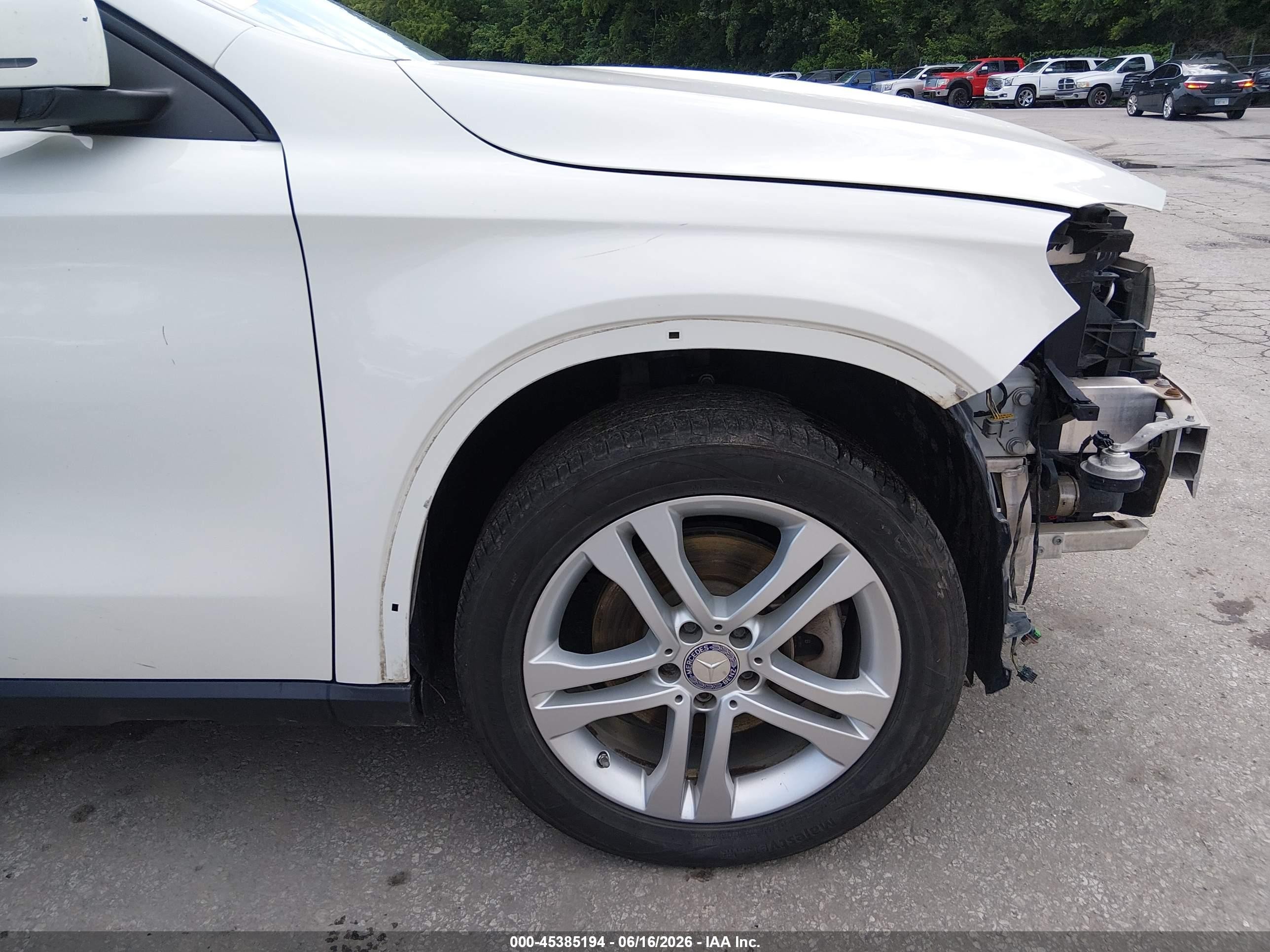 2015 Mercedes-benz Gla 250 4matic White vin: WDCTG4GB6FJ126304