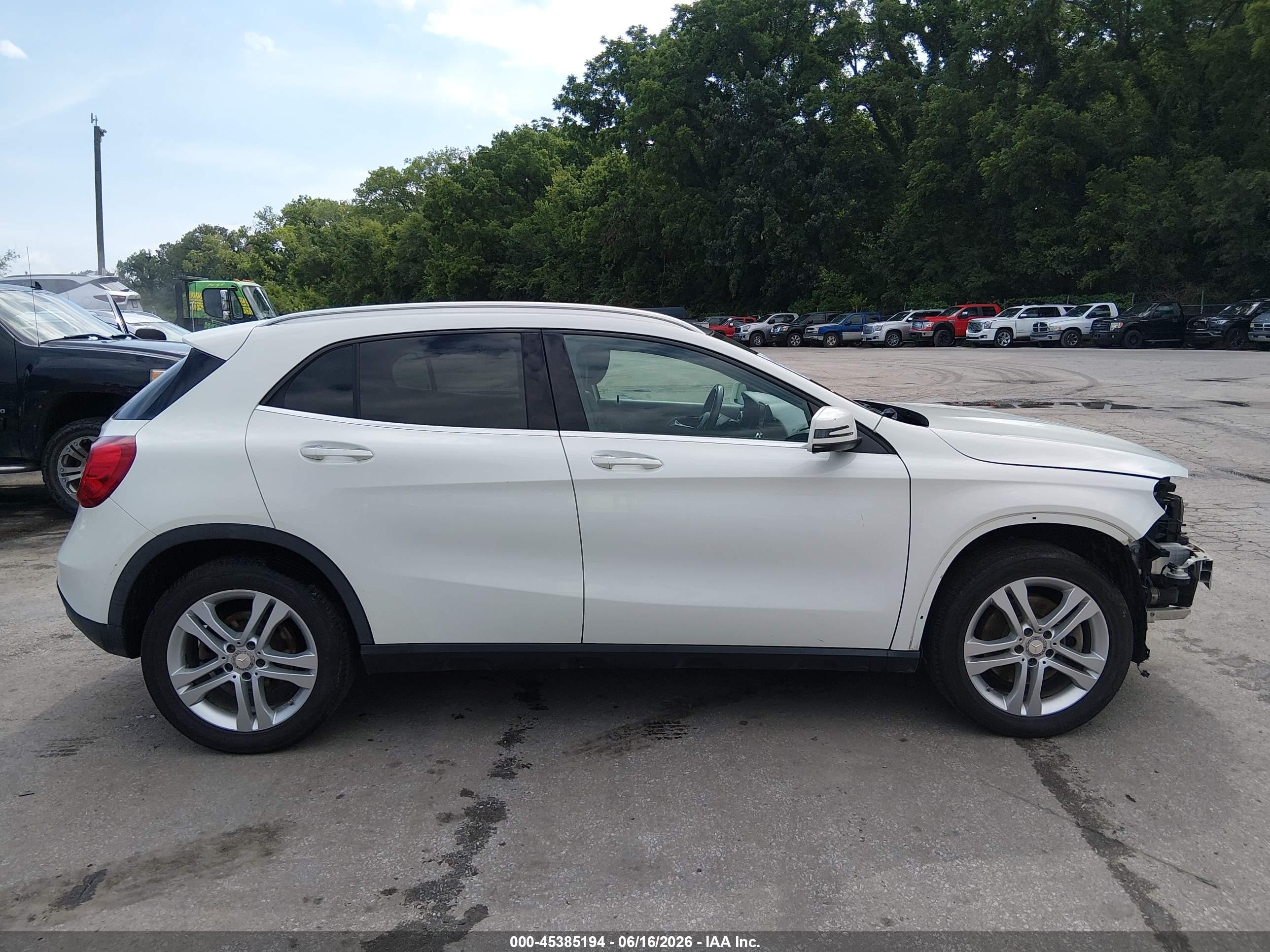 2015 Mercedes-benz Gla 250 4matic White vin: WDCTG4GB6FJ126304