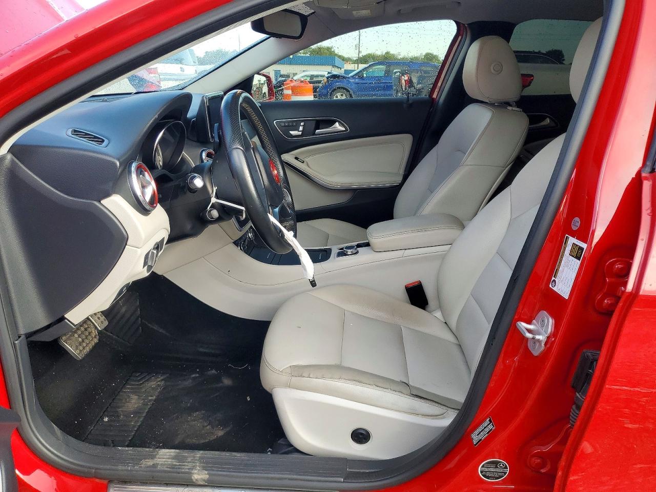 2015 Mercedes-benz Gla 250 4matic Красный vin: WDCTG4GB6FJ130918