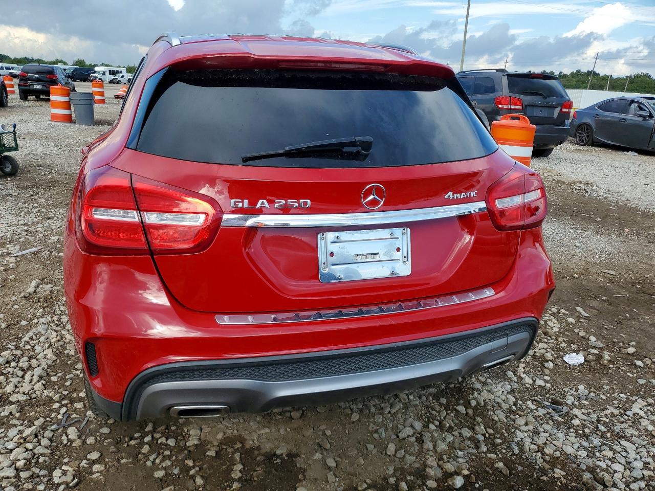 2015 Mercedes-benz Gla 250 4matic Красный vin: WDCTG4GB6FJ130918