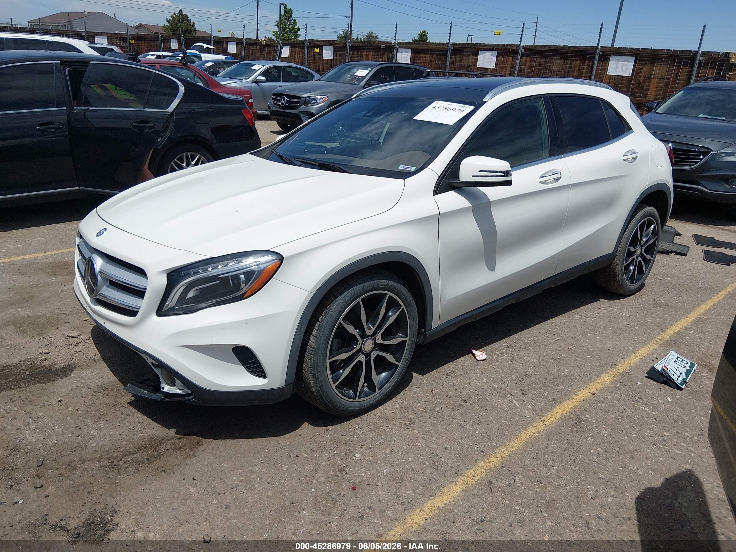 2015 Mercedes-benz Gla 250 4matic White vin: WDCTG4GB6FJ166141