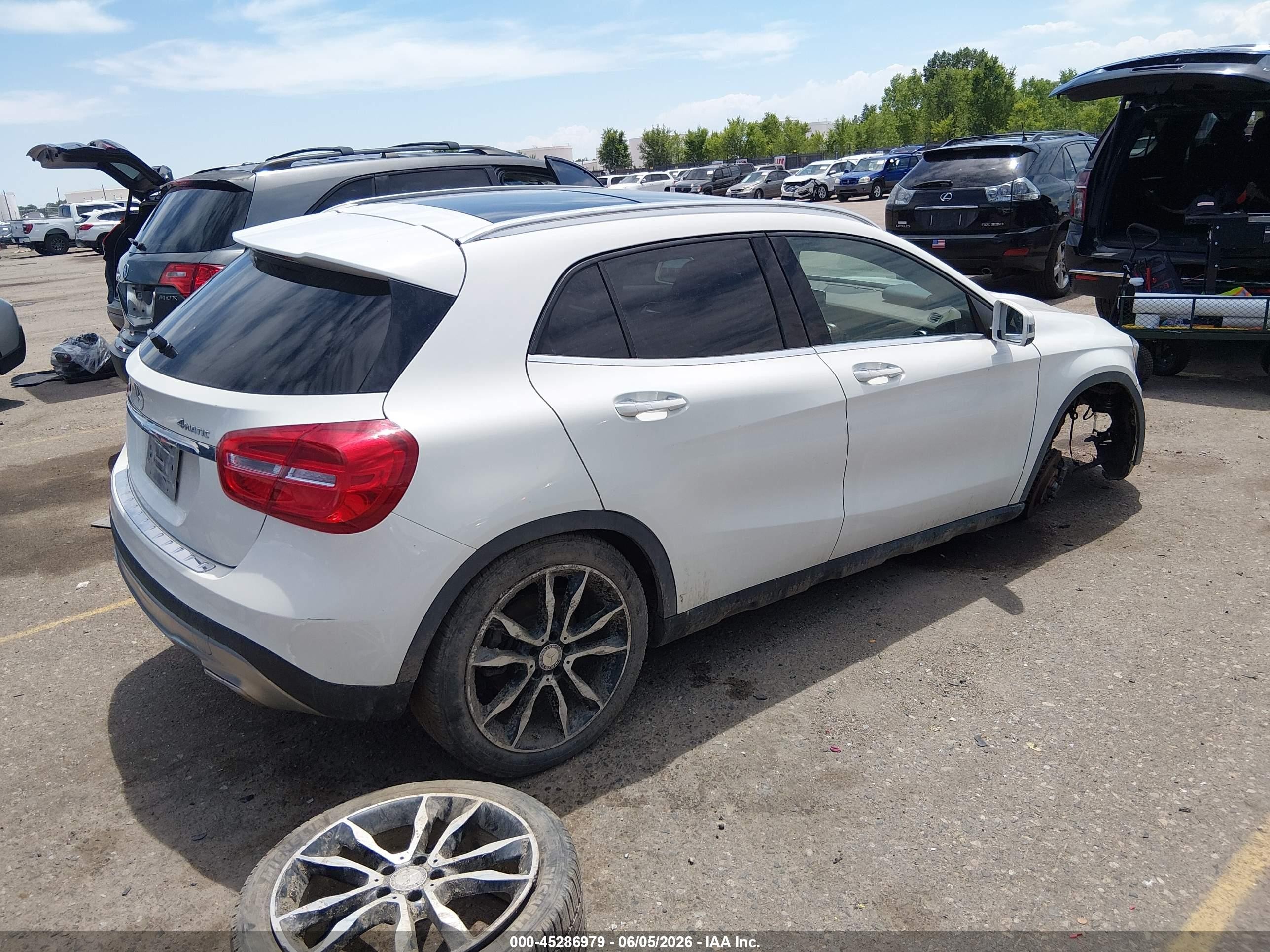 2015 Mercedes-benz Gla 250 4matic White vin: WDCTG4GB6FJ166141