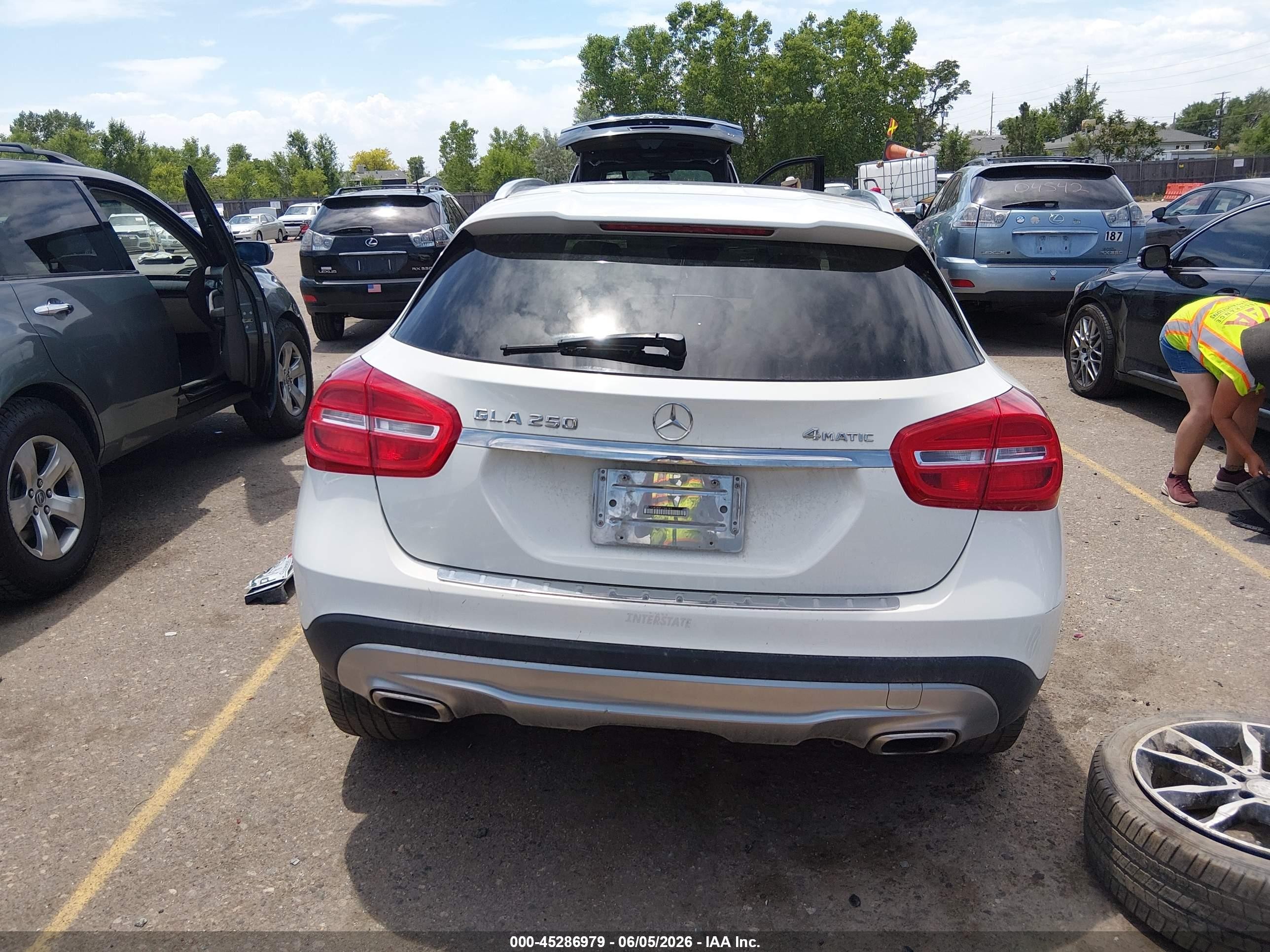 2015 Mercedes-benz Gla 250 4matic White vin: WDCTG4GB6FJ166141